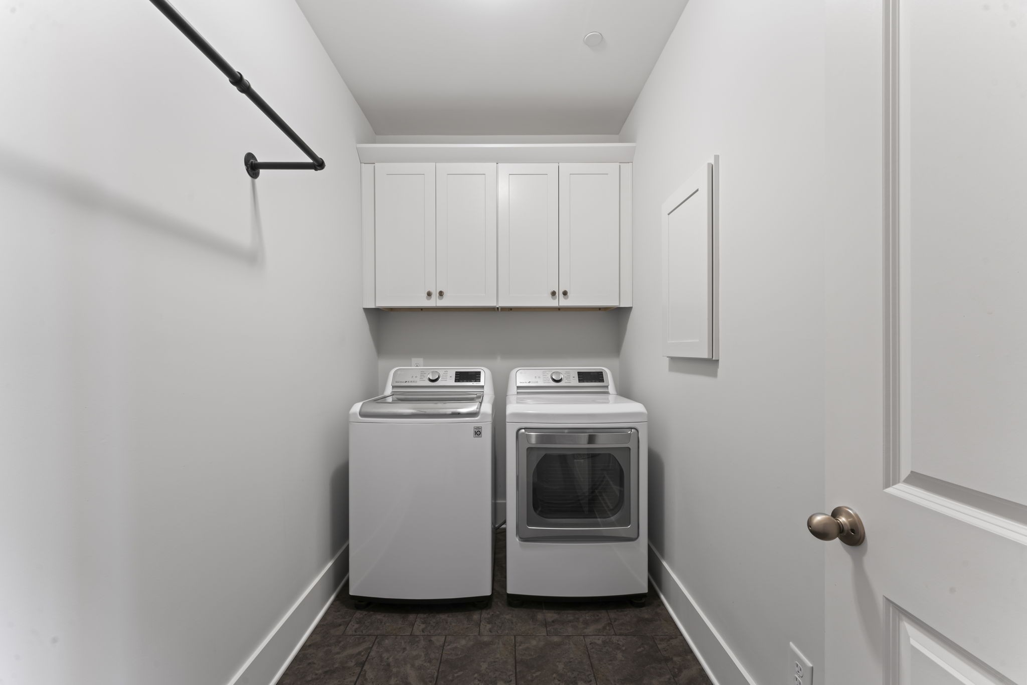 130 Brooksbank Dr