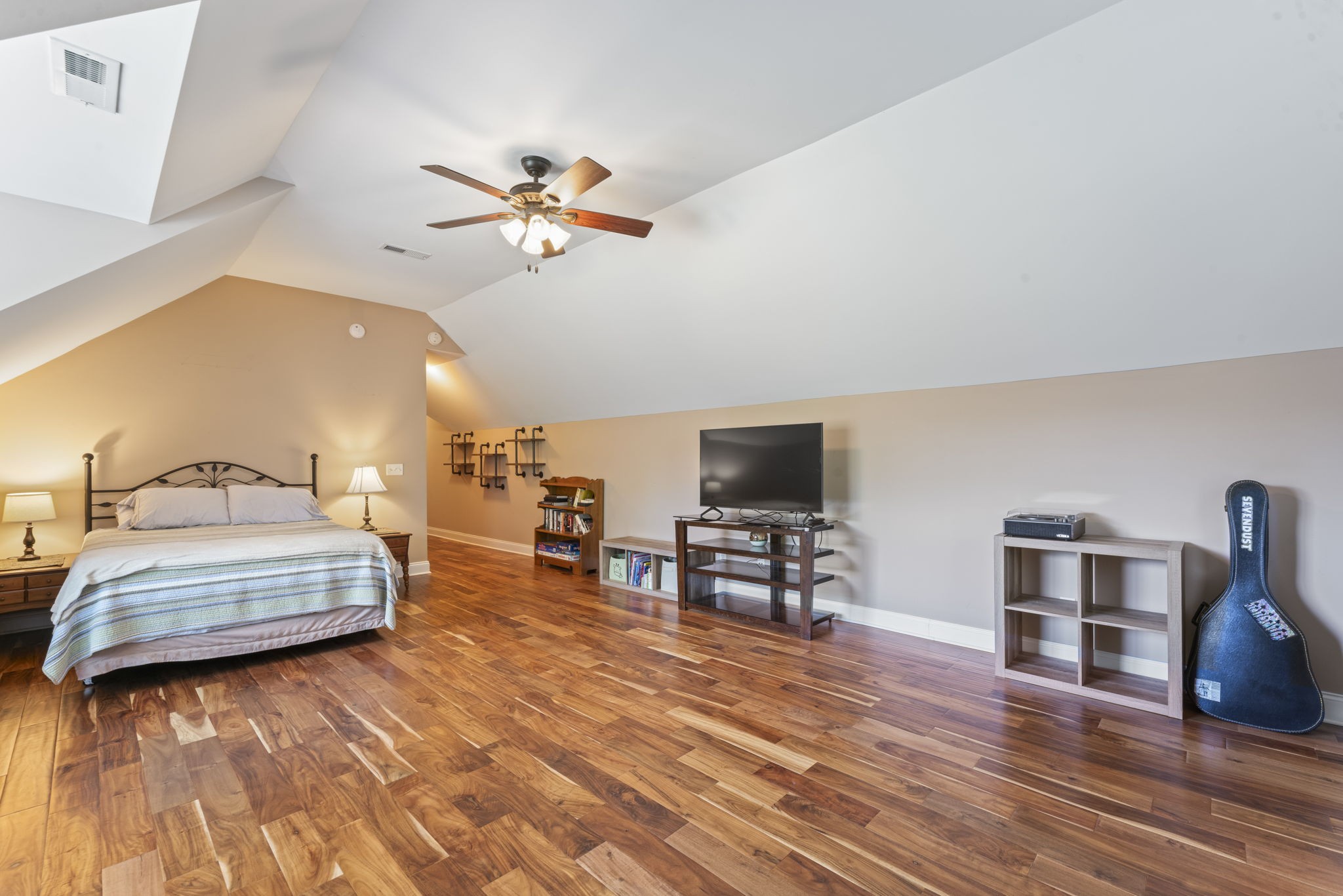 1116 Friendswood Ln