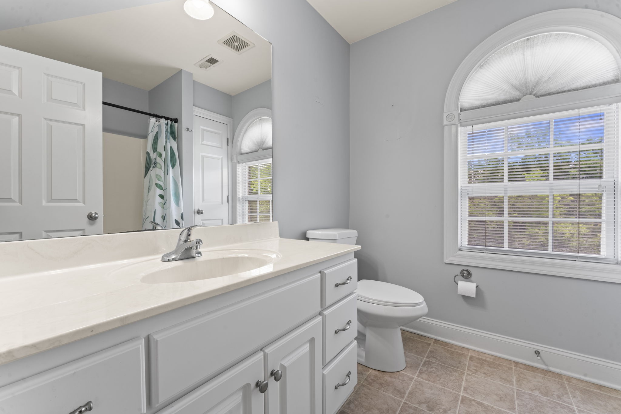 1116 Friendswood Ln