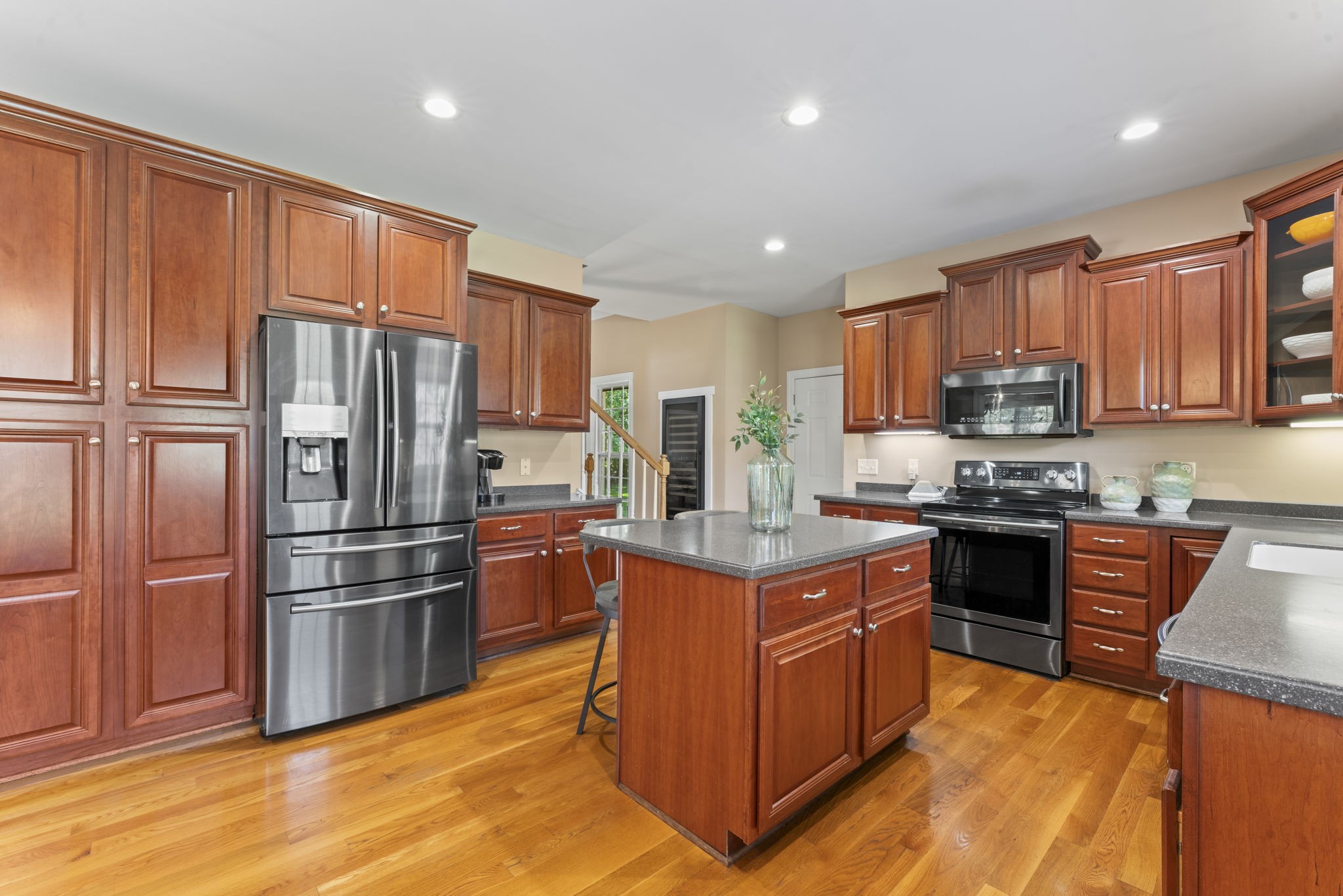 1116 Friendswood Ln