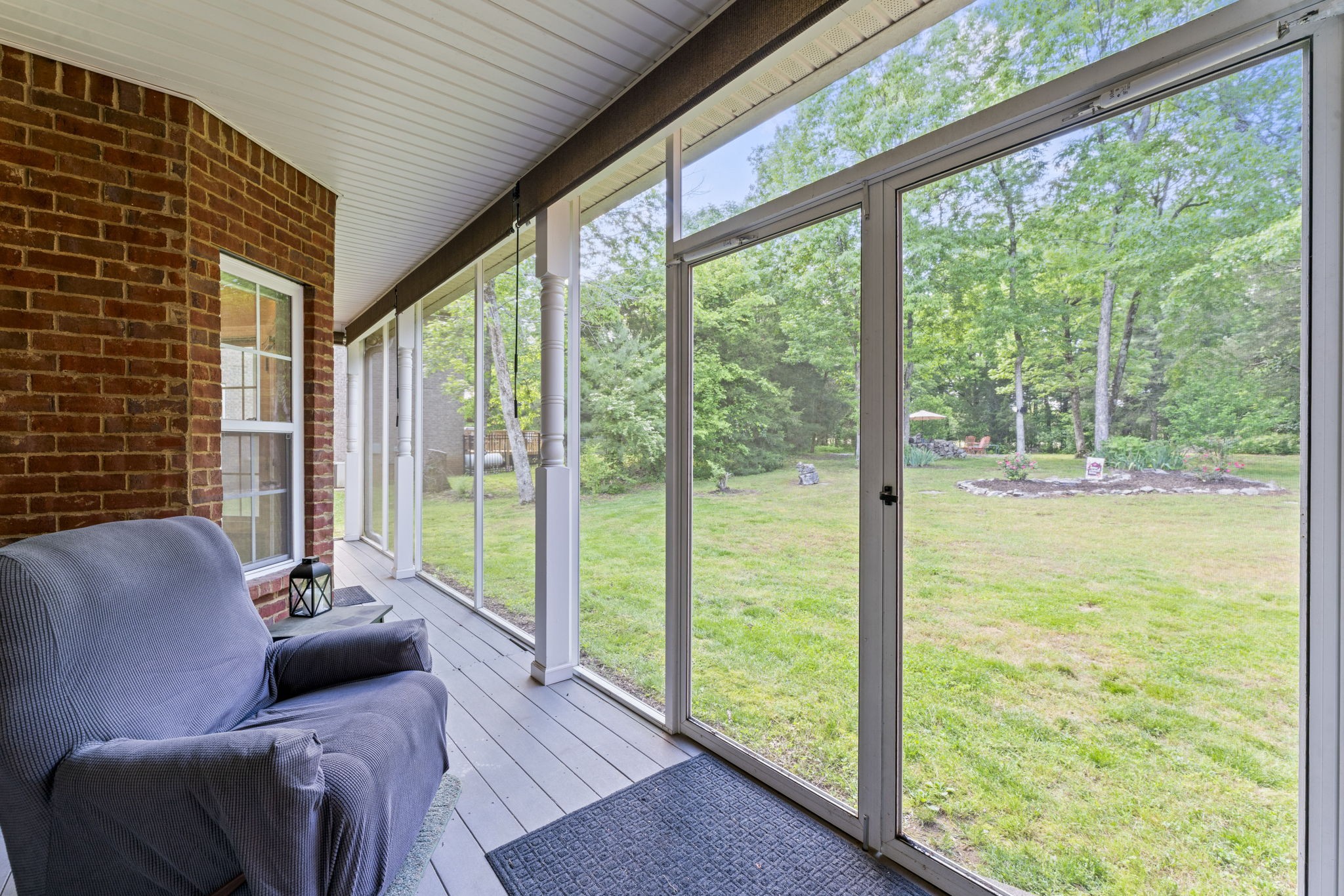 1116 Friendswood Ln