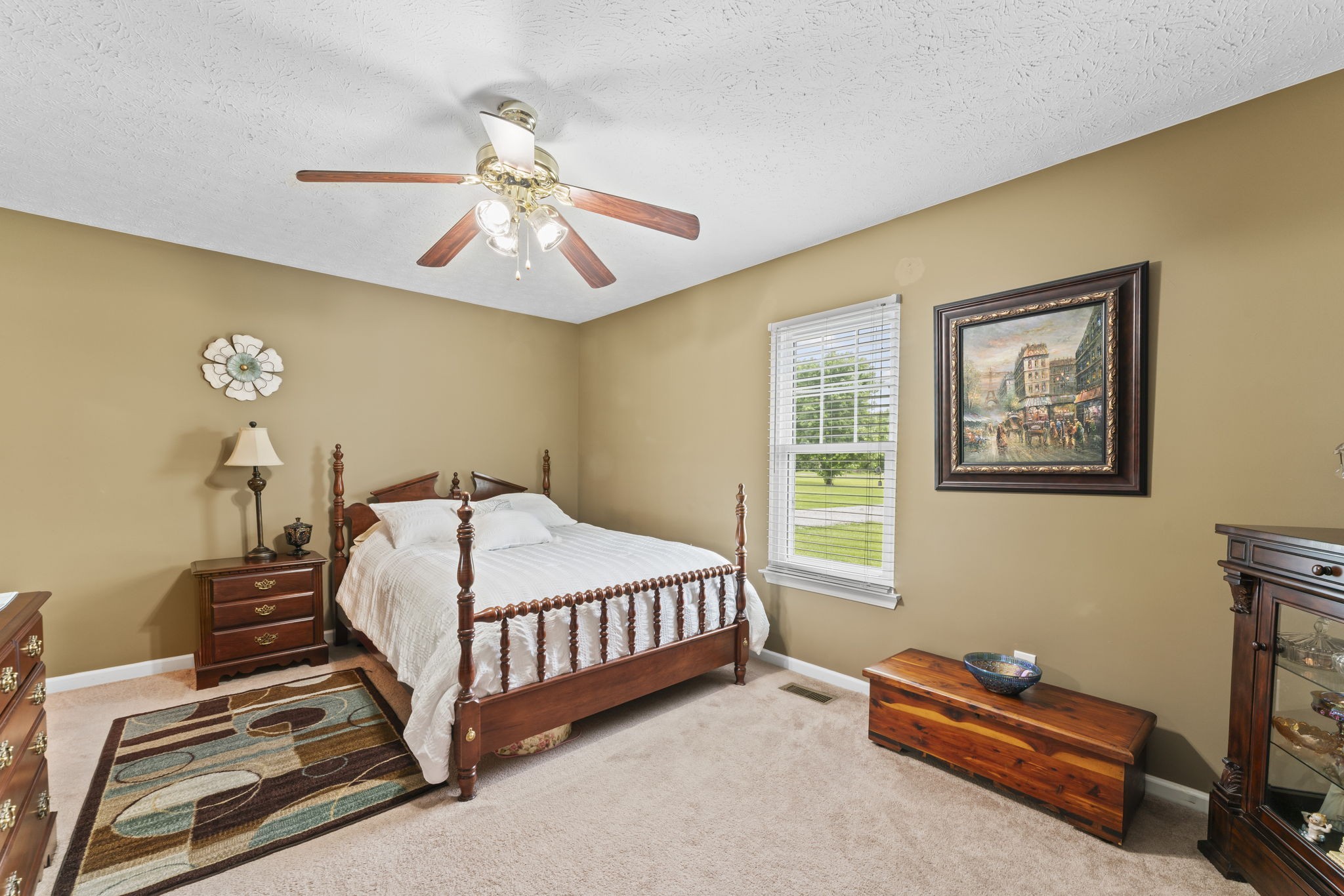 107 Avalon Dr