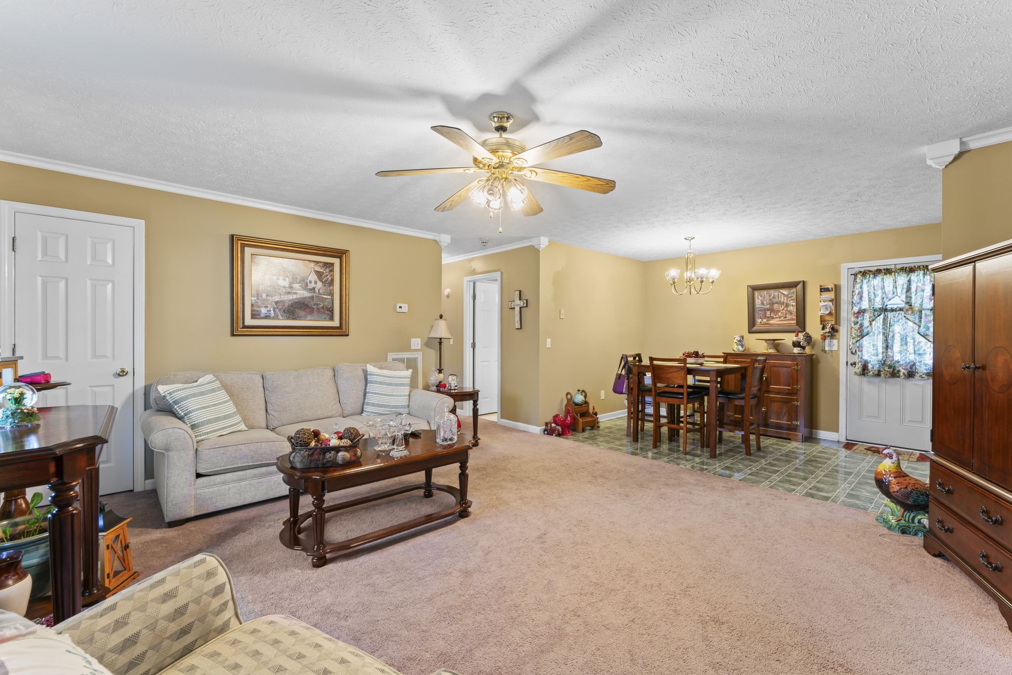 107 Avalon Dr