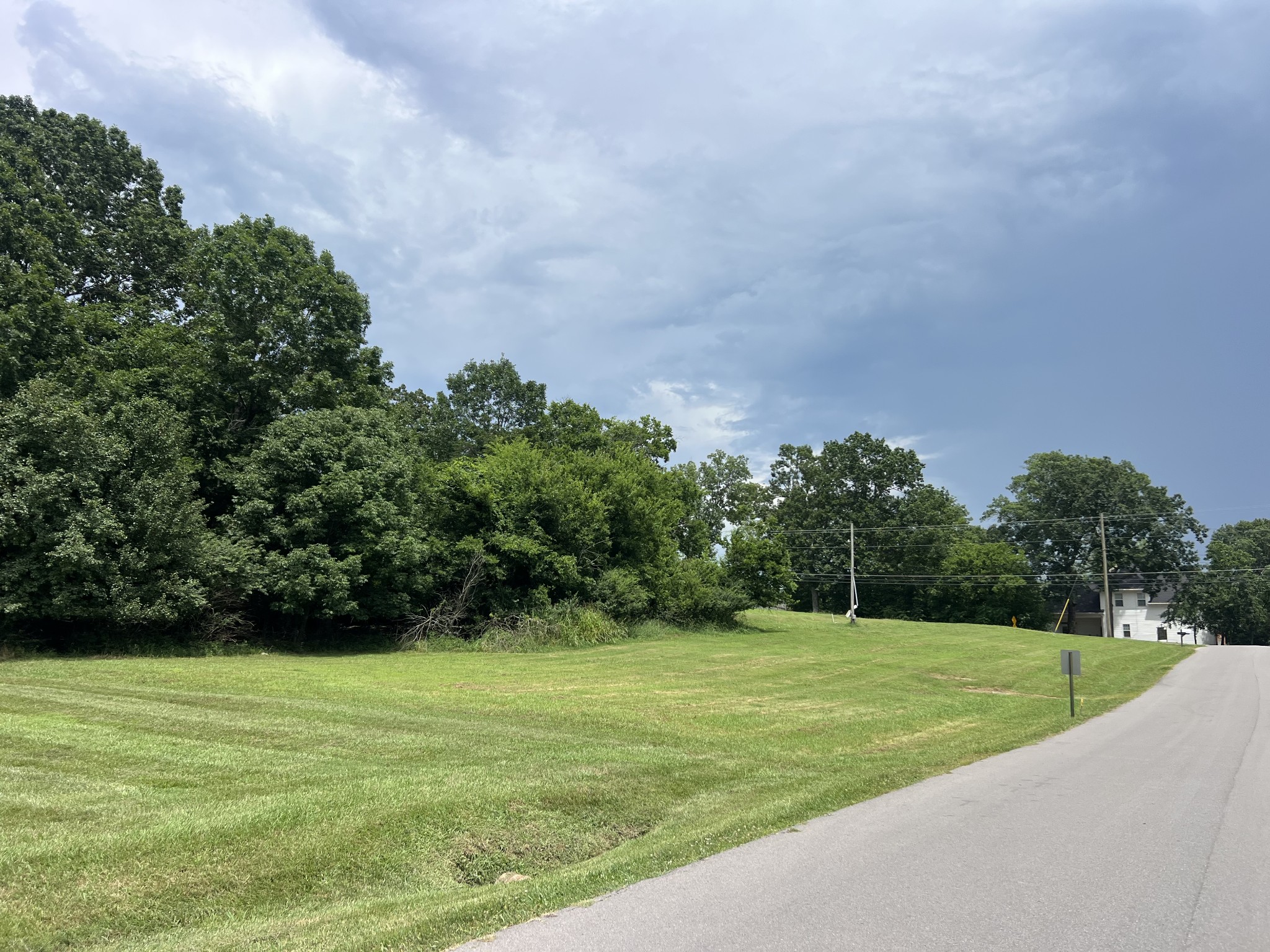 14 Lake Forest Dr