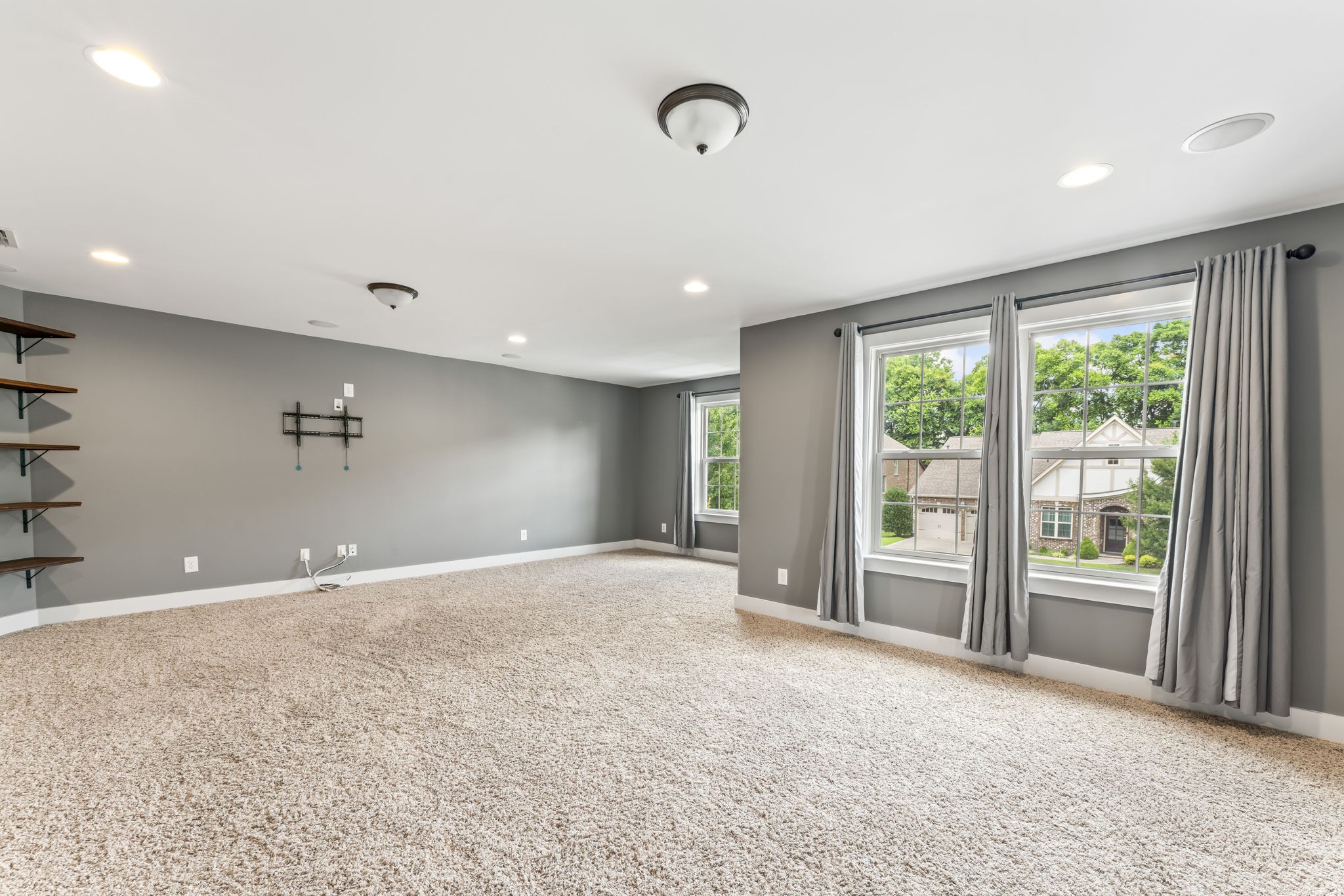 1039 Baxter Ln