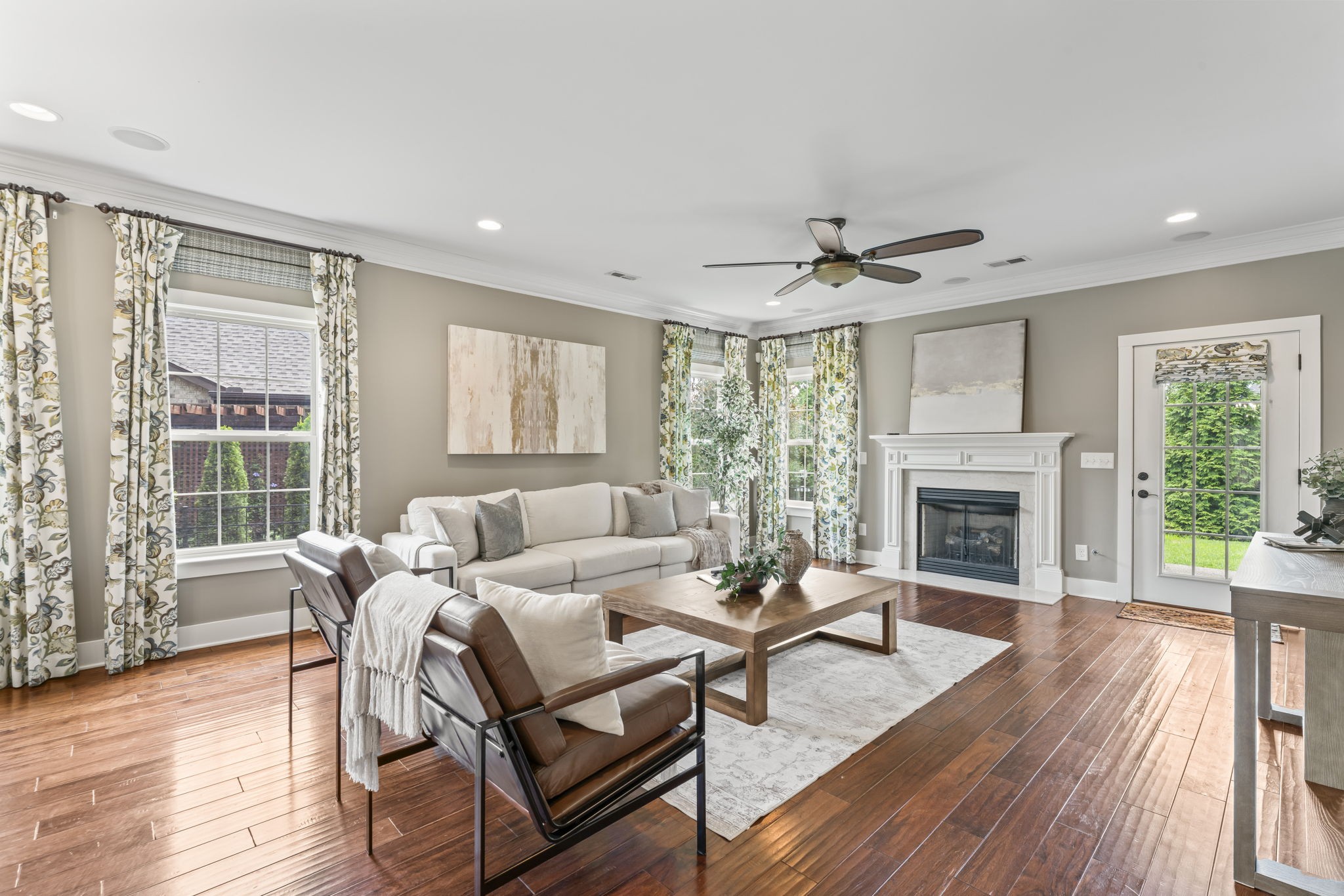 1039 Baxter Ln