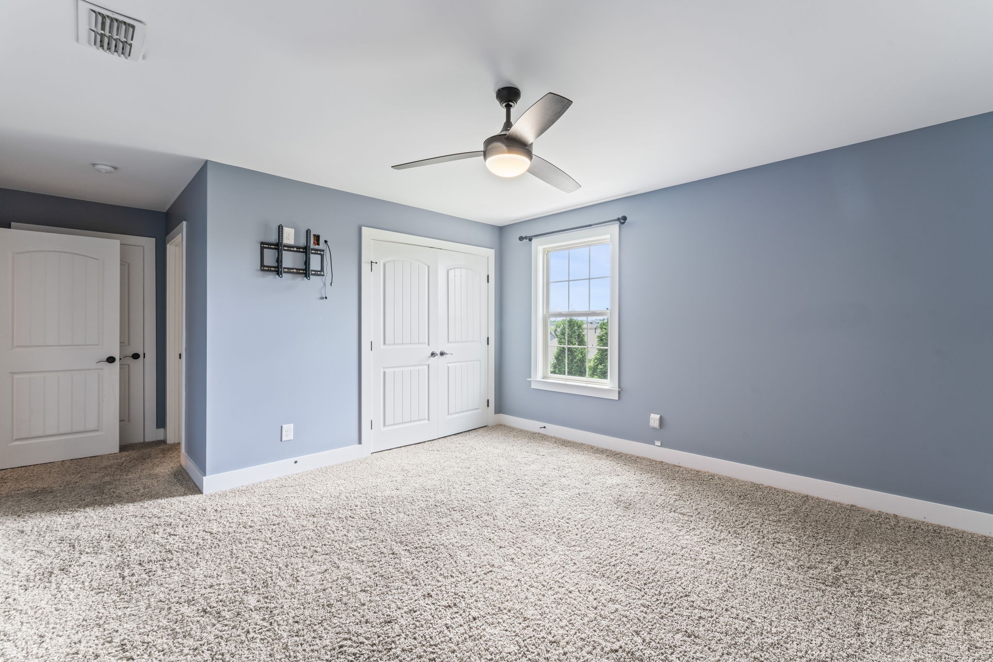1039 Baxter Ln