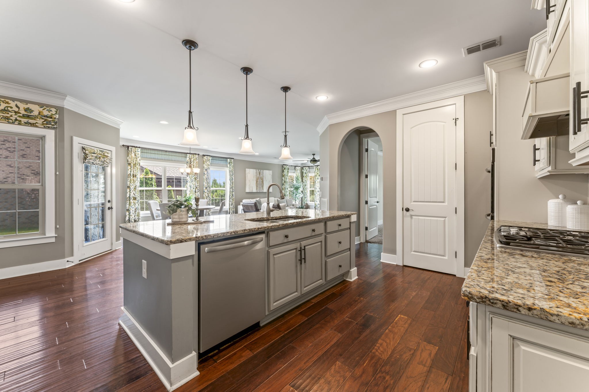 1039 Baxter Ln