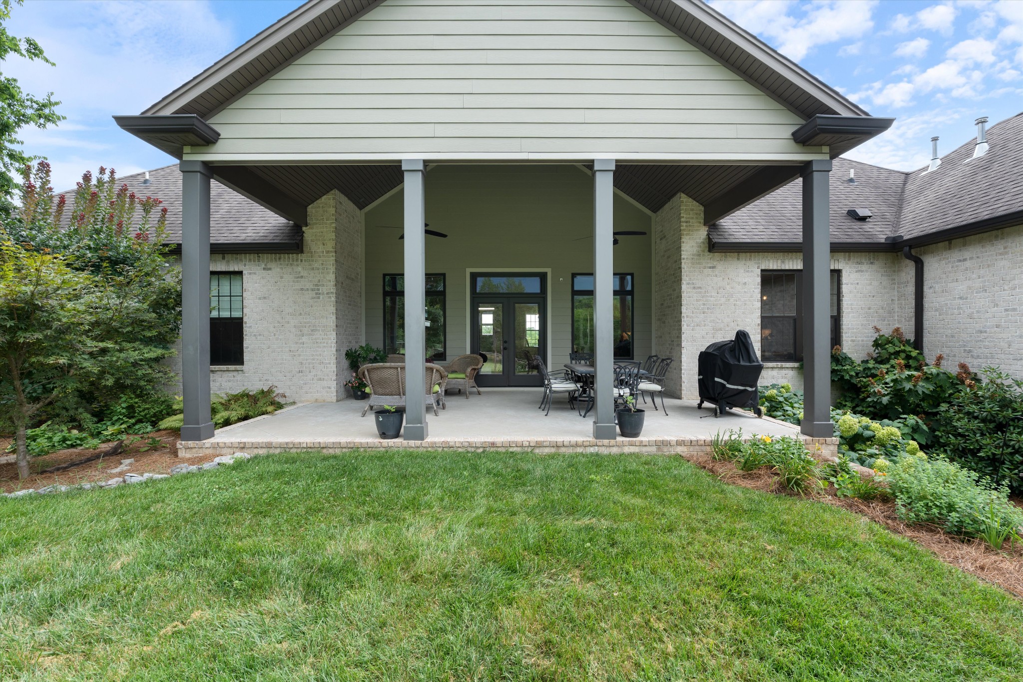 1135D Center Point Rd
