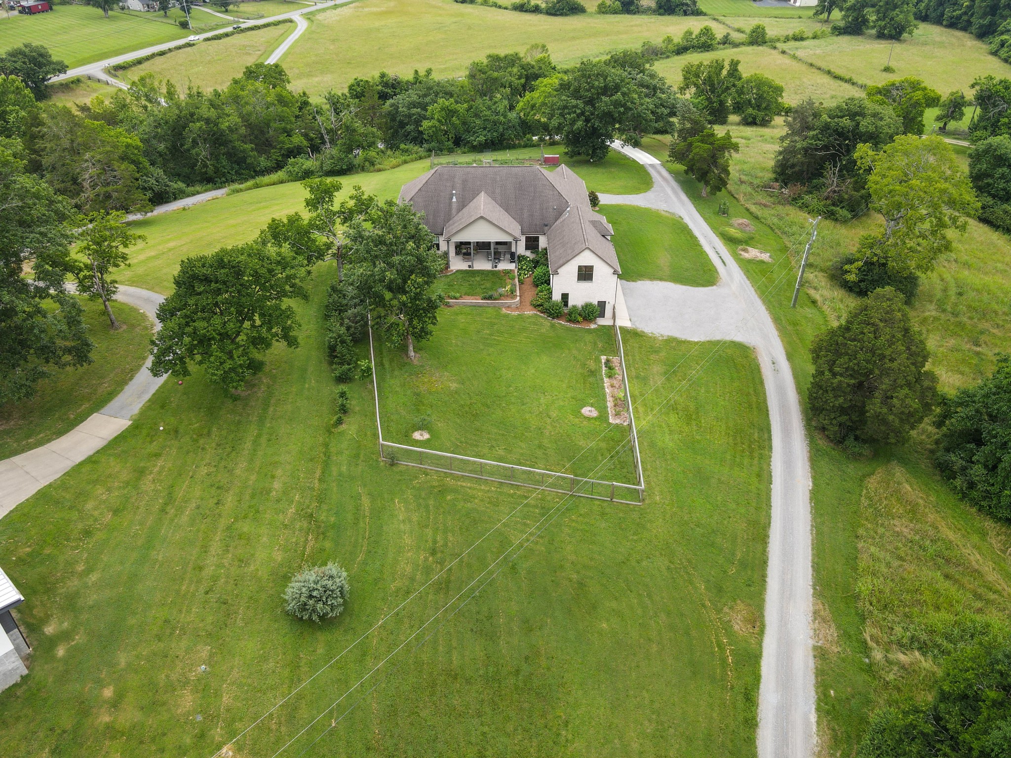 1135D Center Point Rd