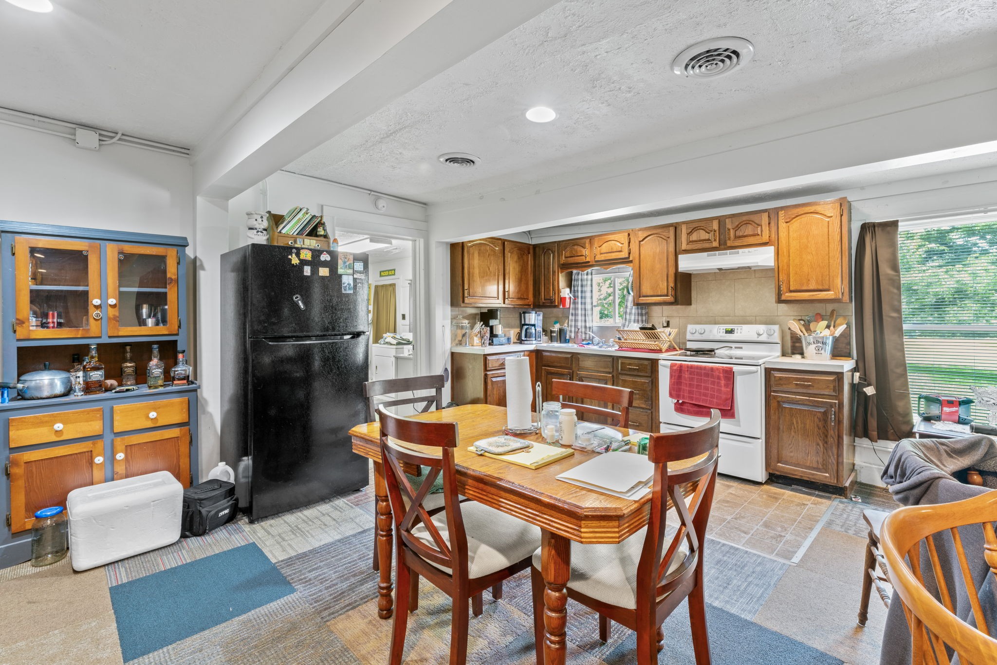 1393 Mount Herman Rd