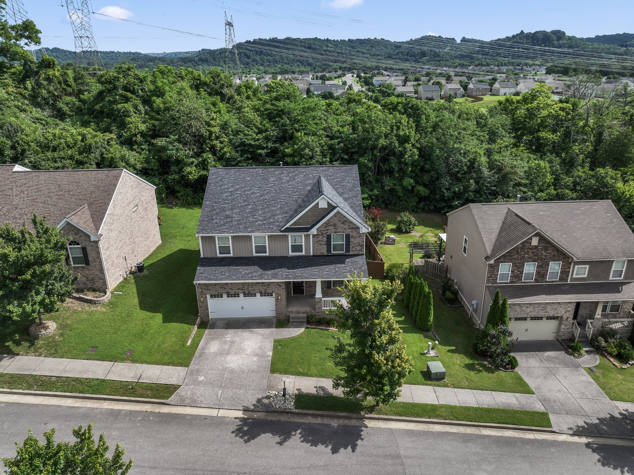 916 Holgate Ct