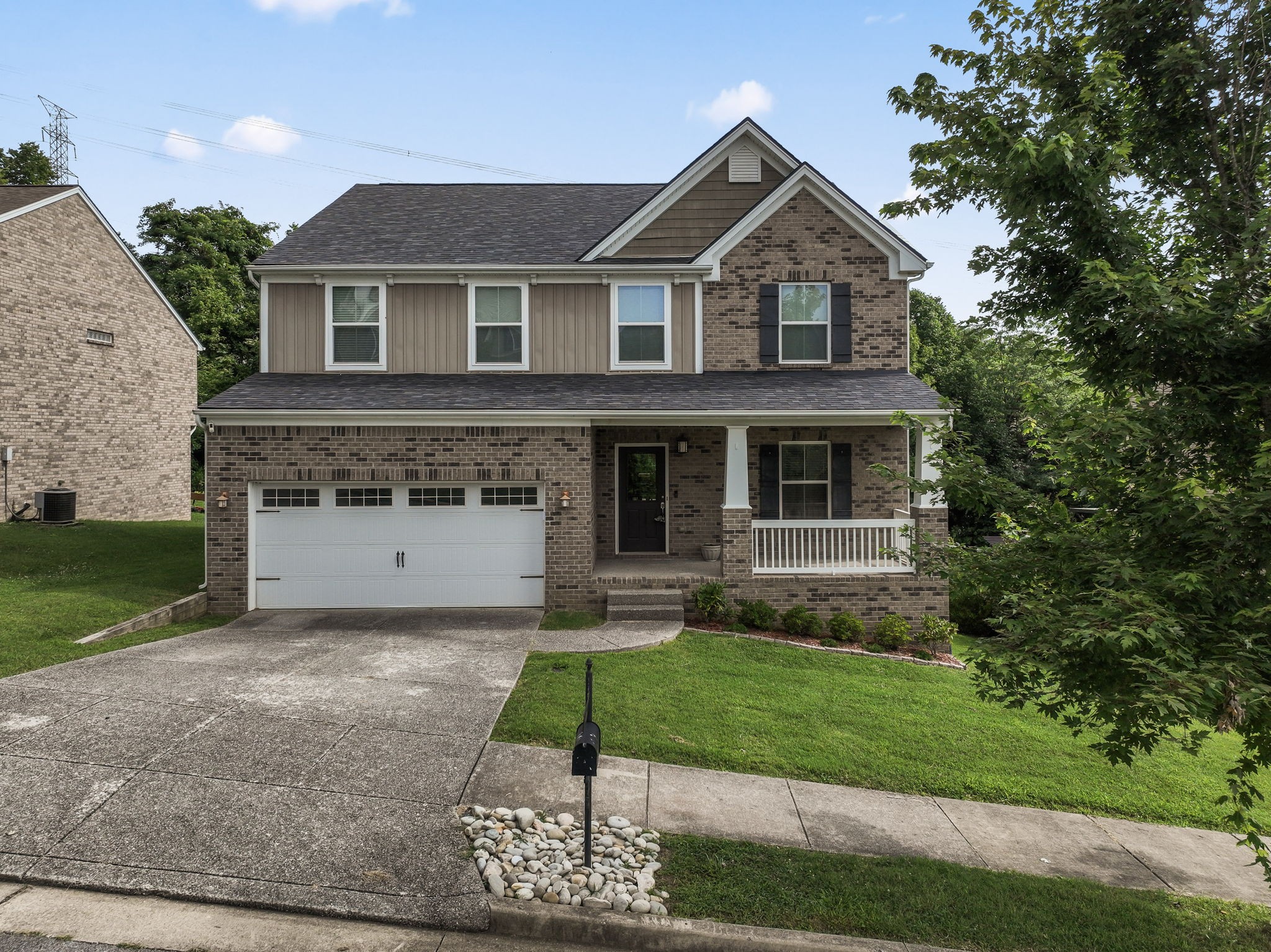 916 Holgate Ct
