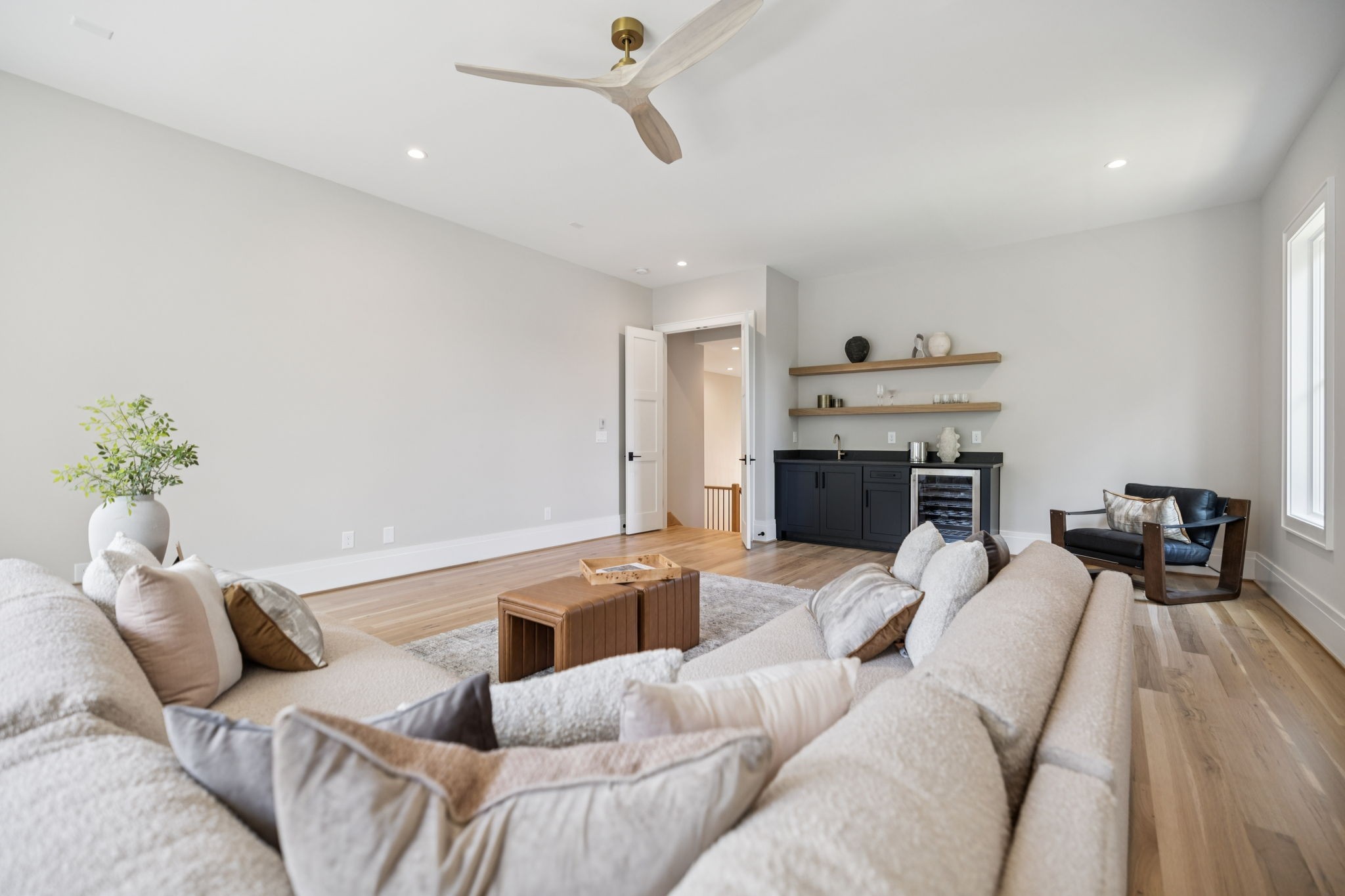 853 Belton Dr