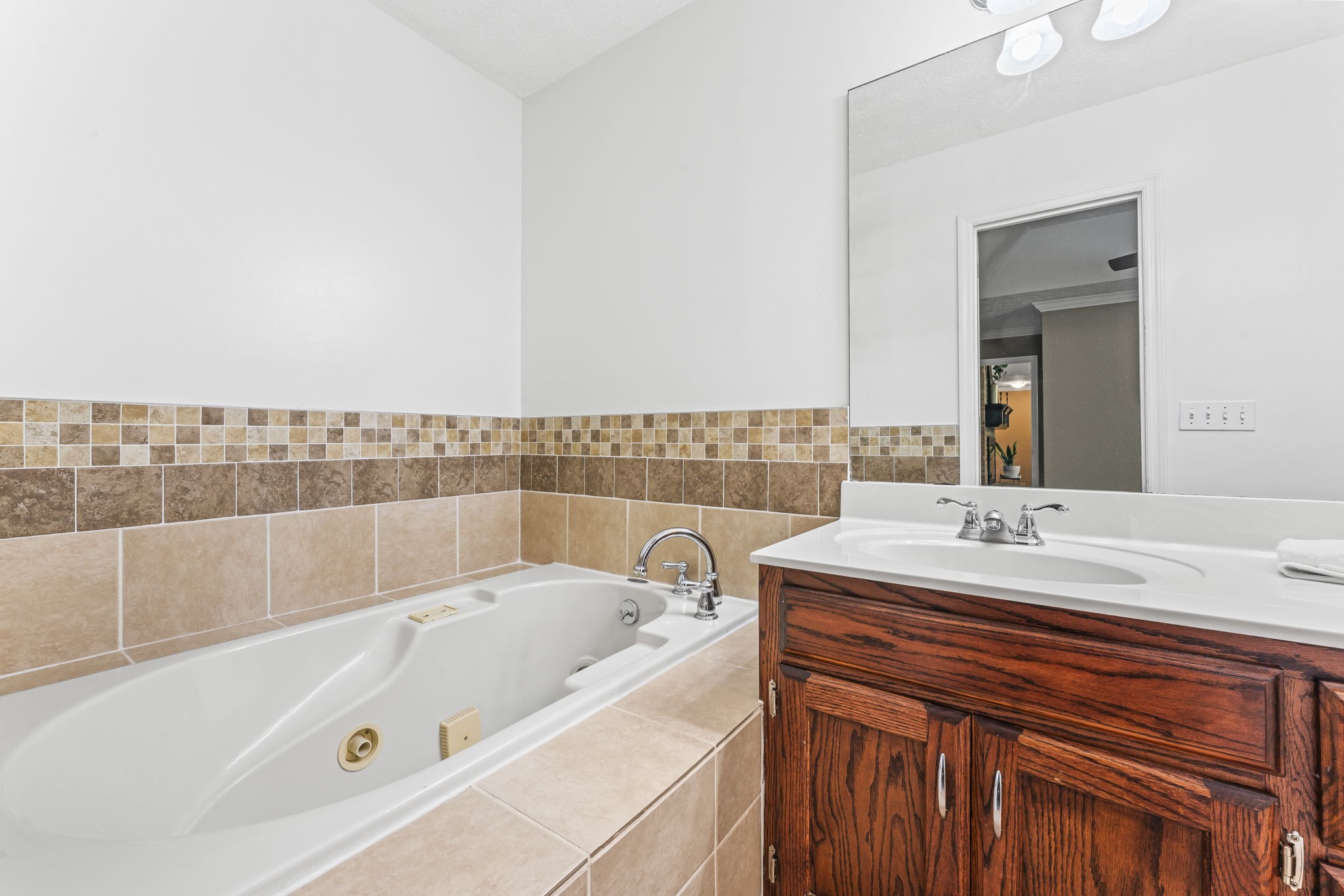 356 Arrowhead Ct