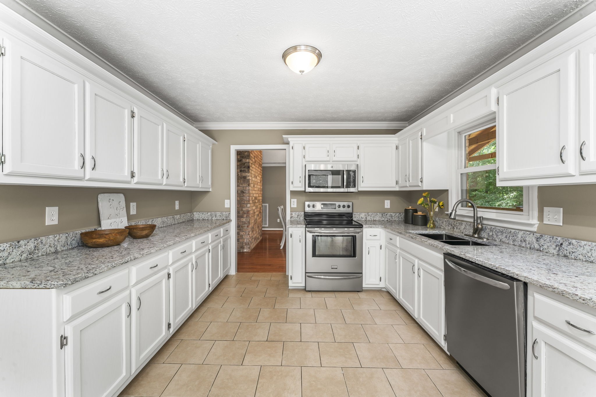 356 Arrowhead Ct