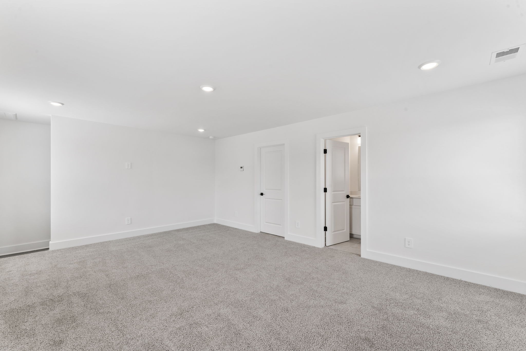 4042 Poplar Farms Dr