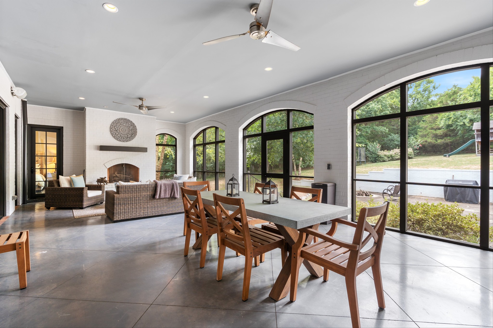 150 Bella Vista Dr