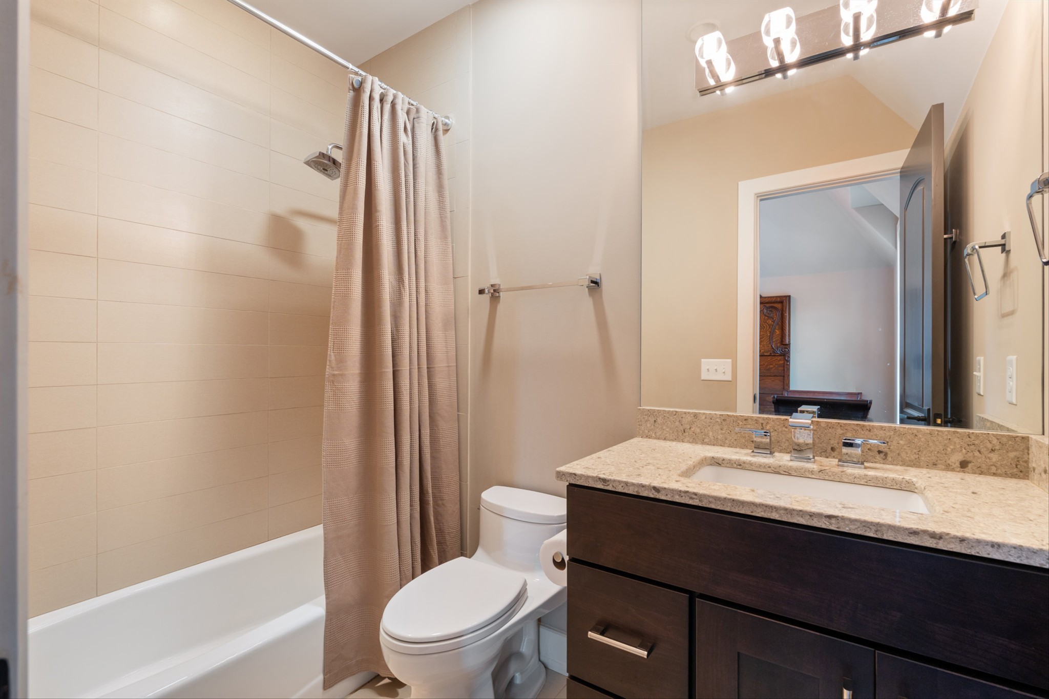 150 Bella Vista Dr