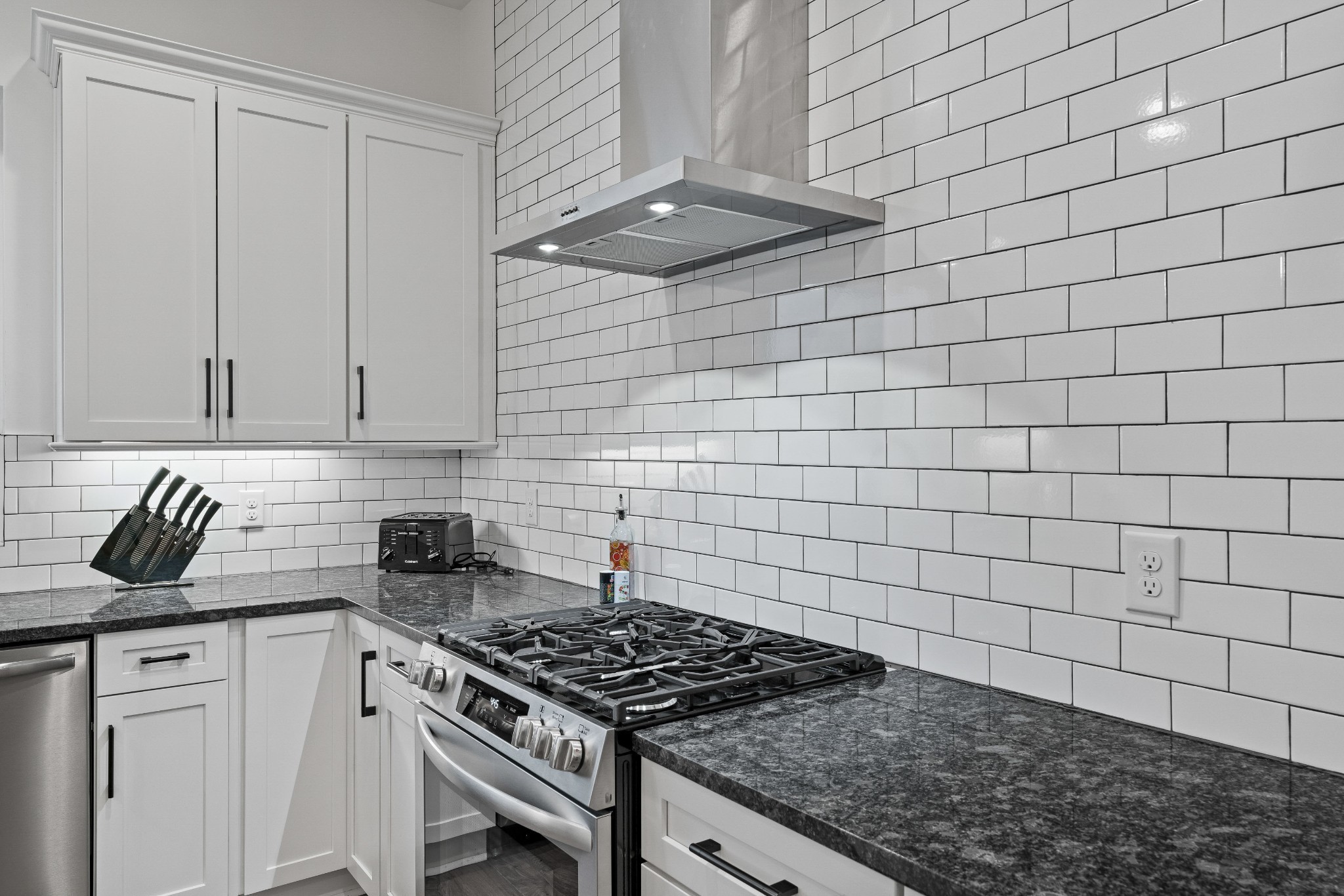 910 Youngs Ln Unit: 3