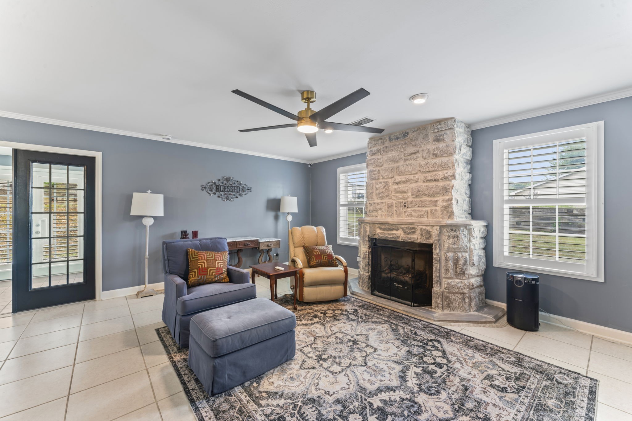 108 Lake Valley Rd