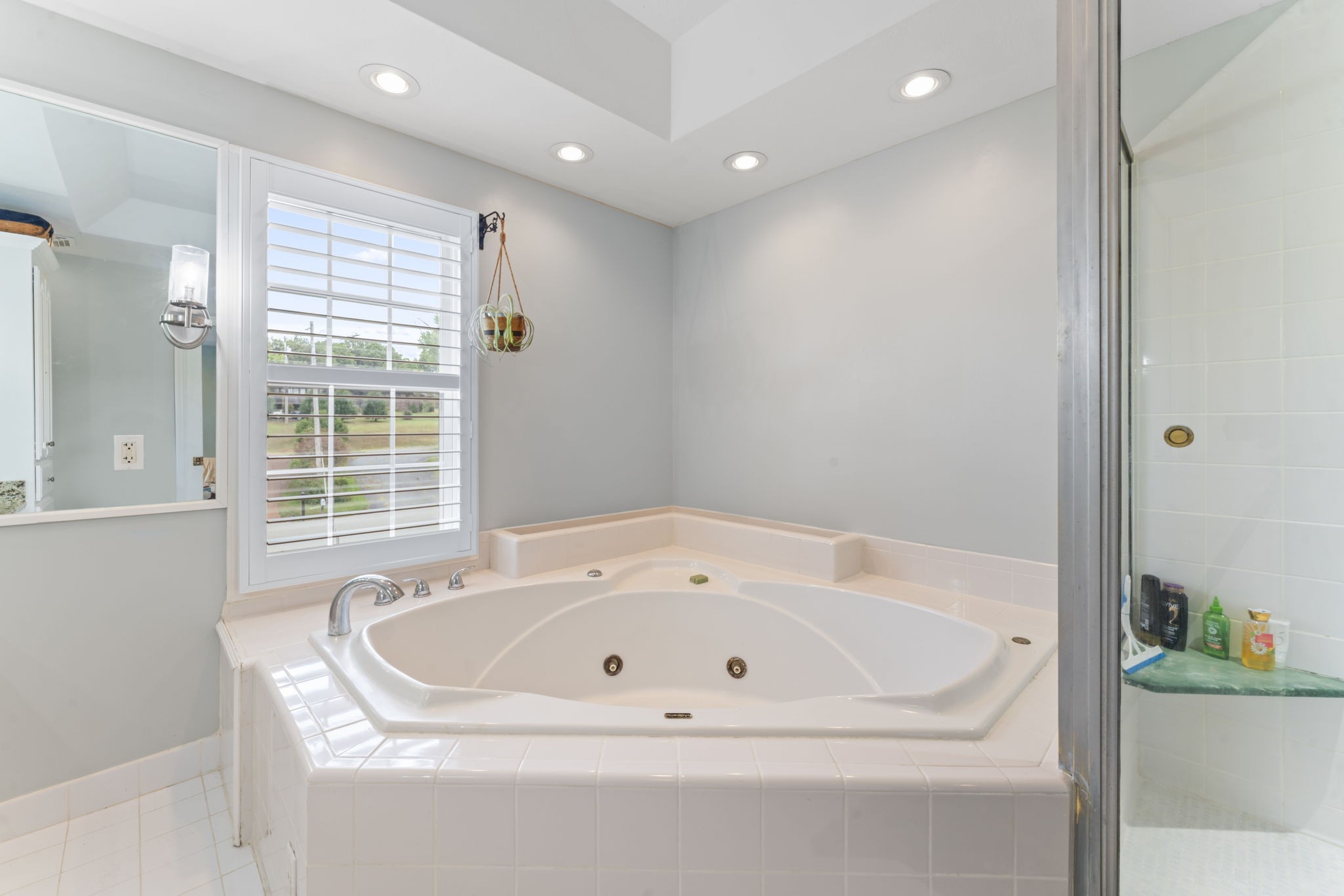108 Lake Valley Rd