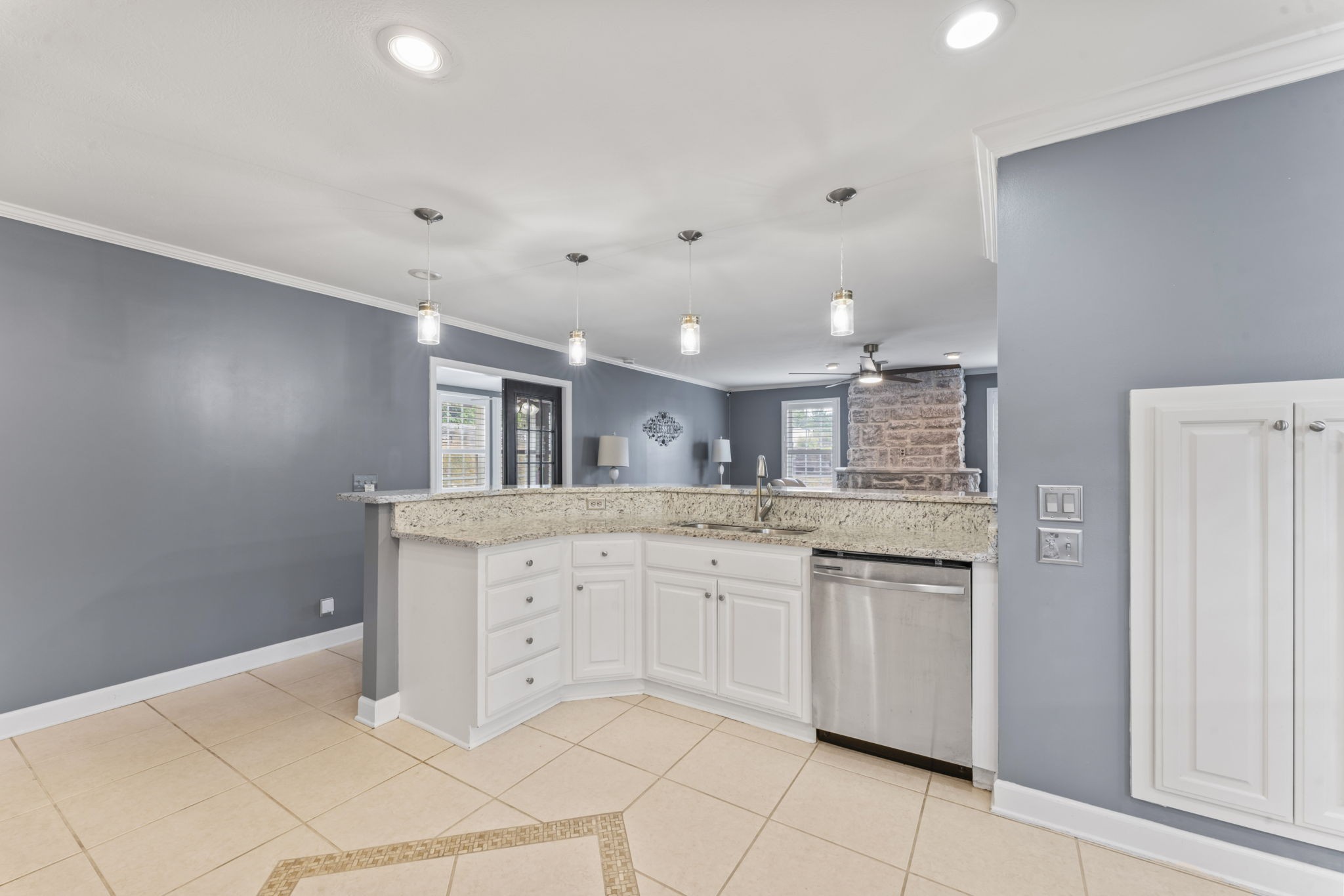 108 Lake Valley Rd
