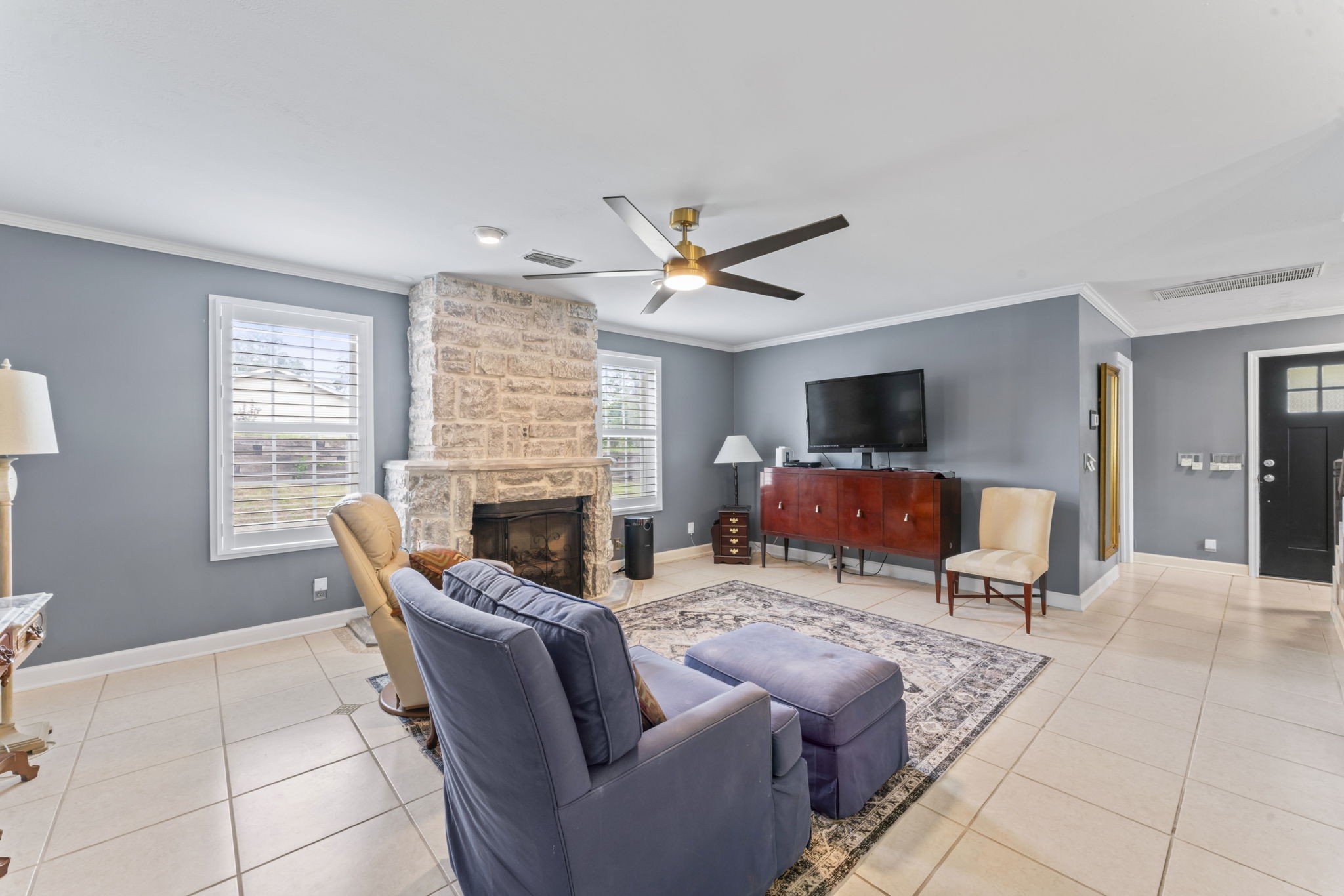 108 Lake Valley Rd