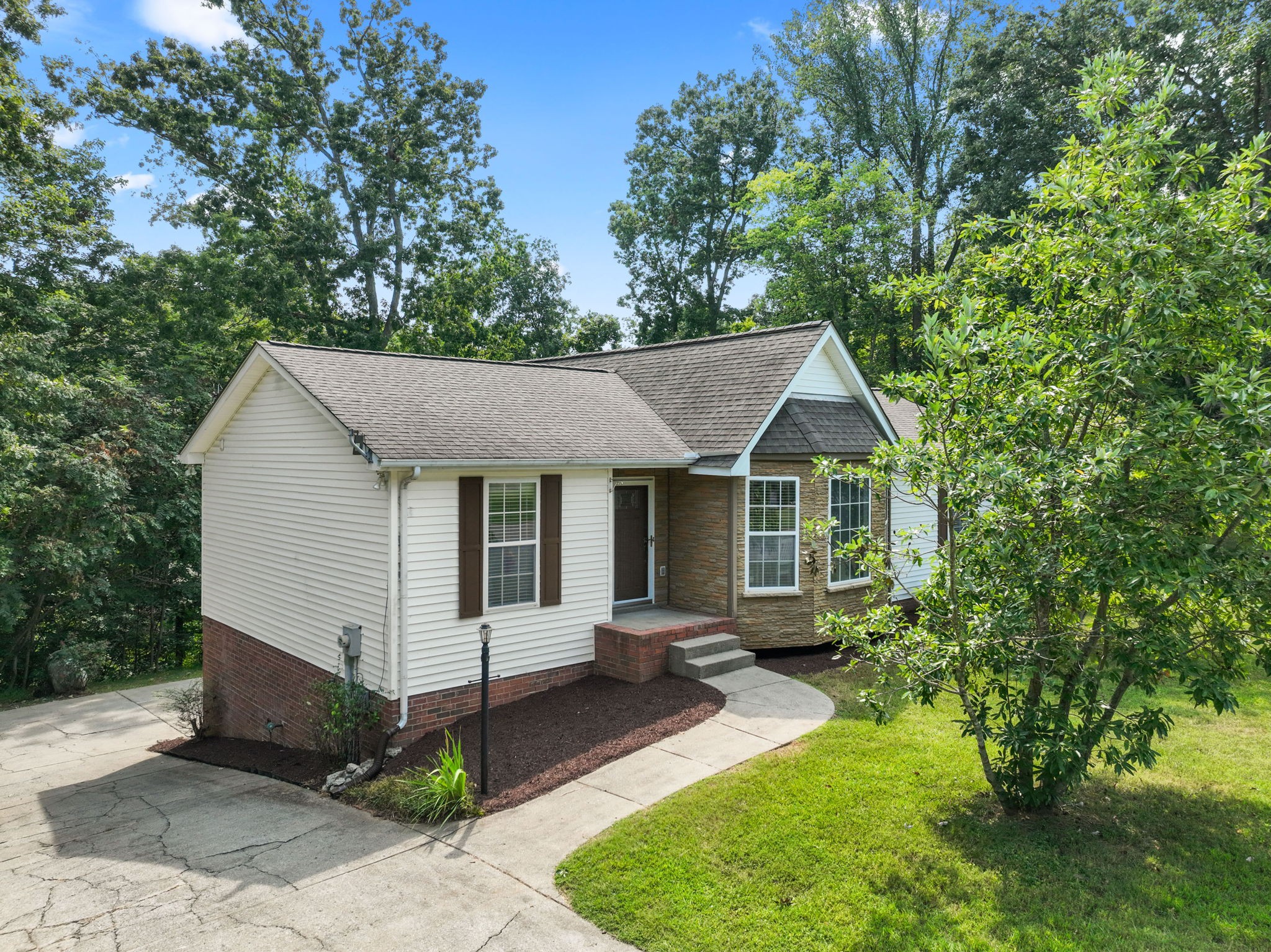 314 Deep Wood Dr