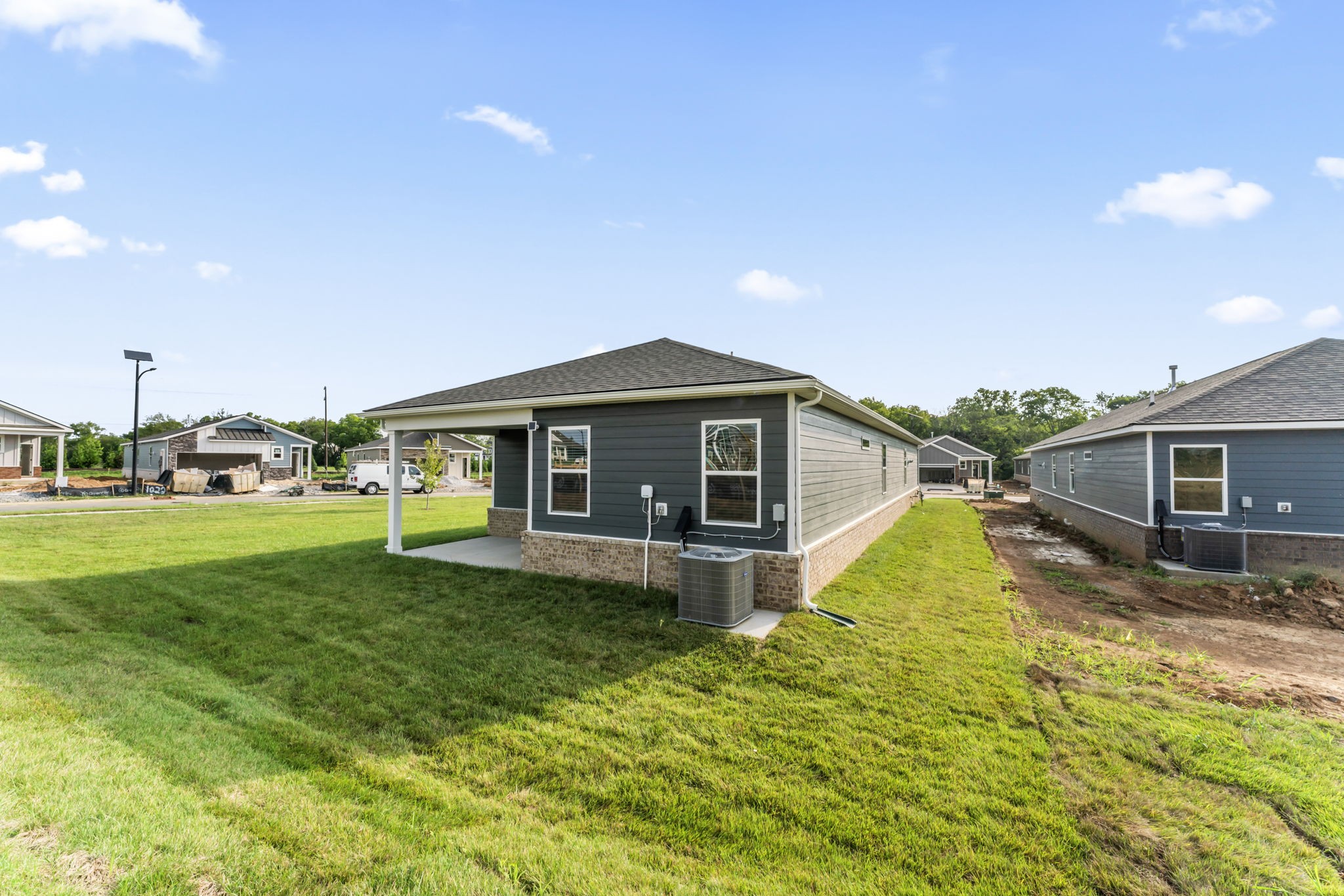 1018 Stoney Brook Pvt Bend
