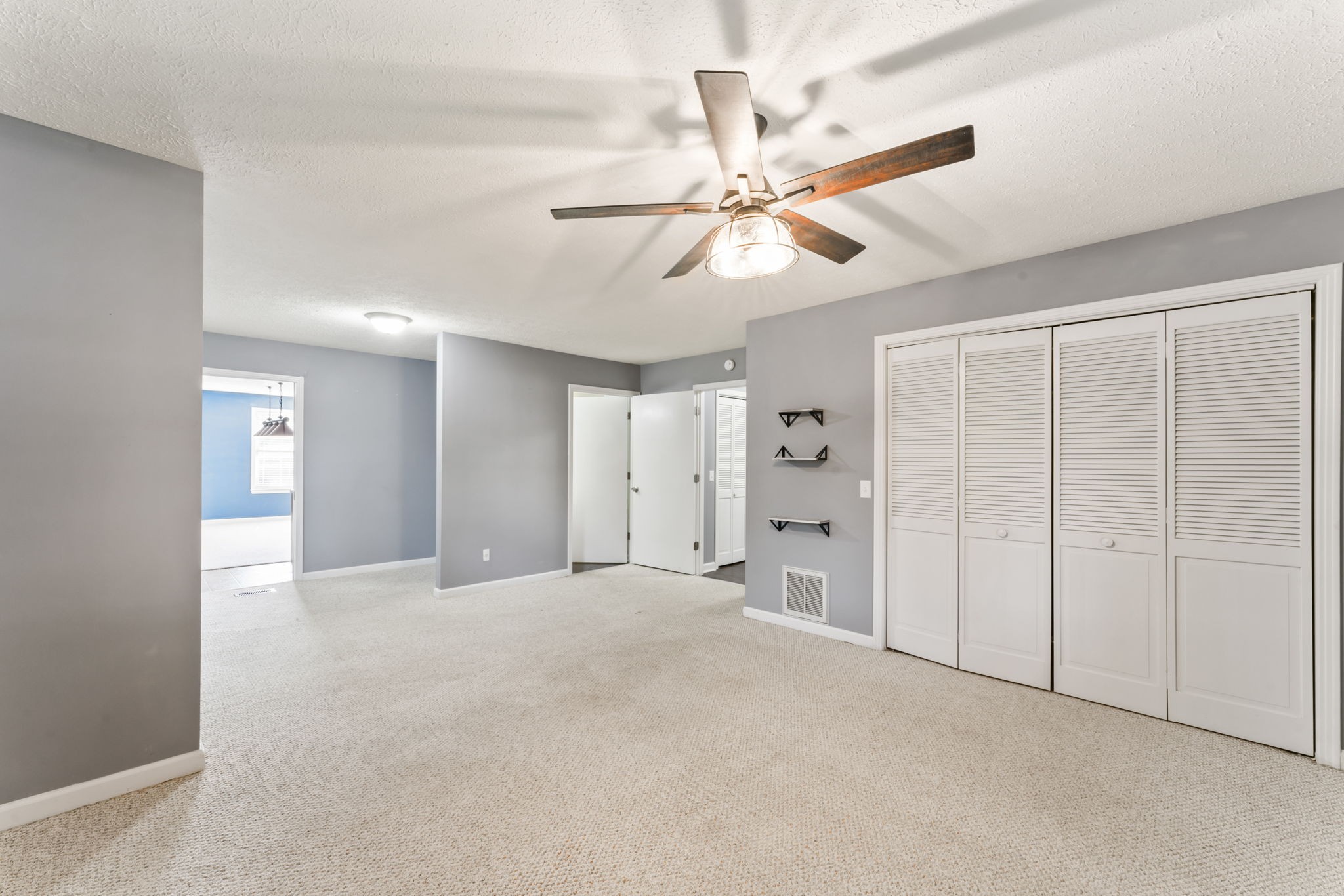1621 Shady Cir