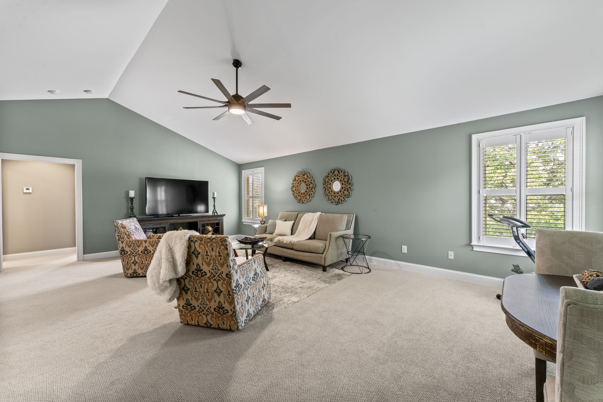 1694 Noah Ln