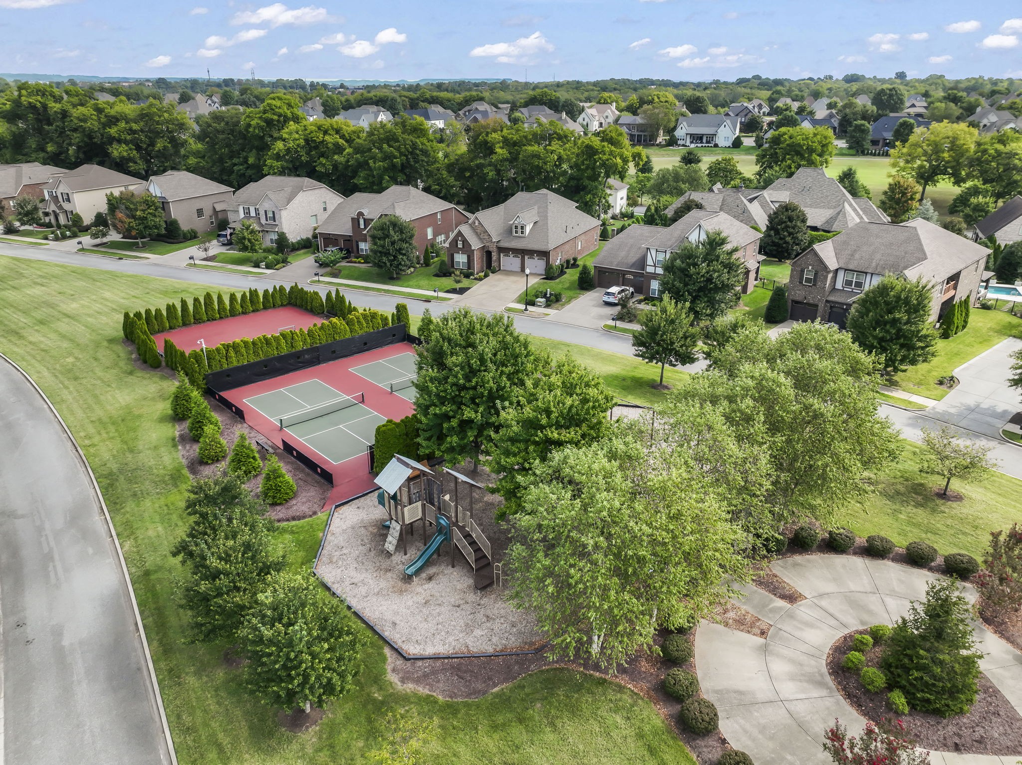 1694 Noah Ln