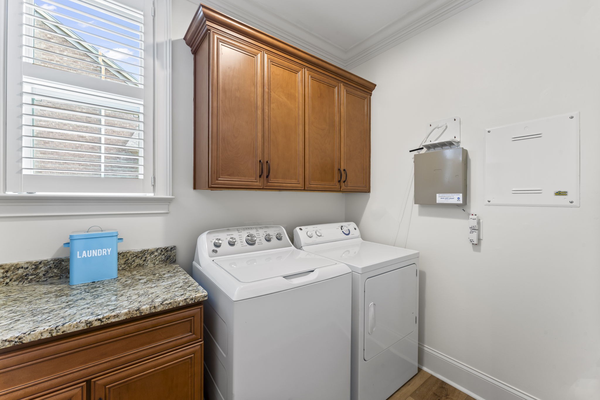 1694 Noah Ln