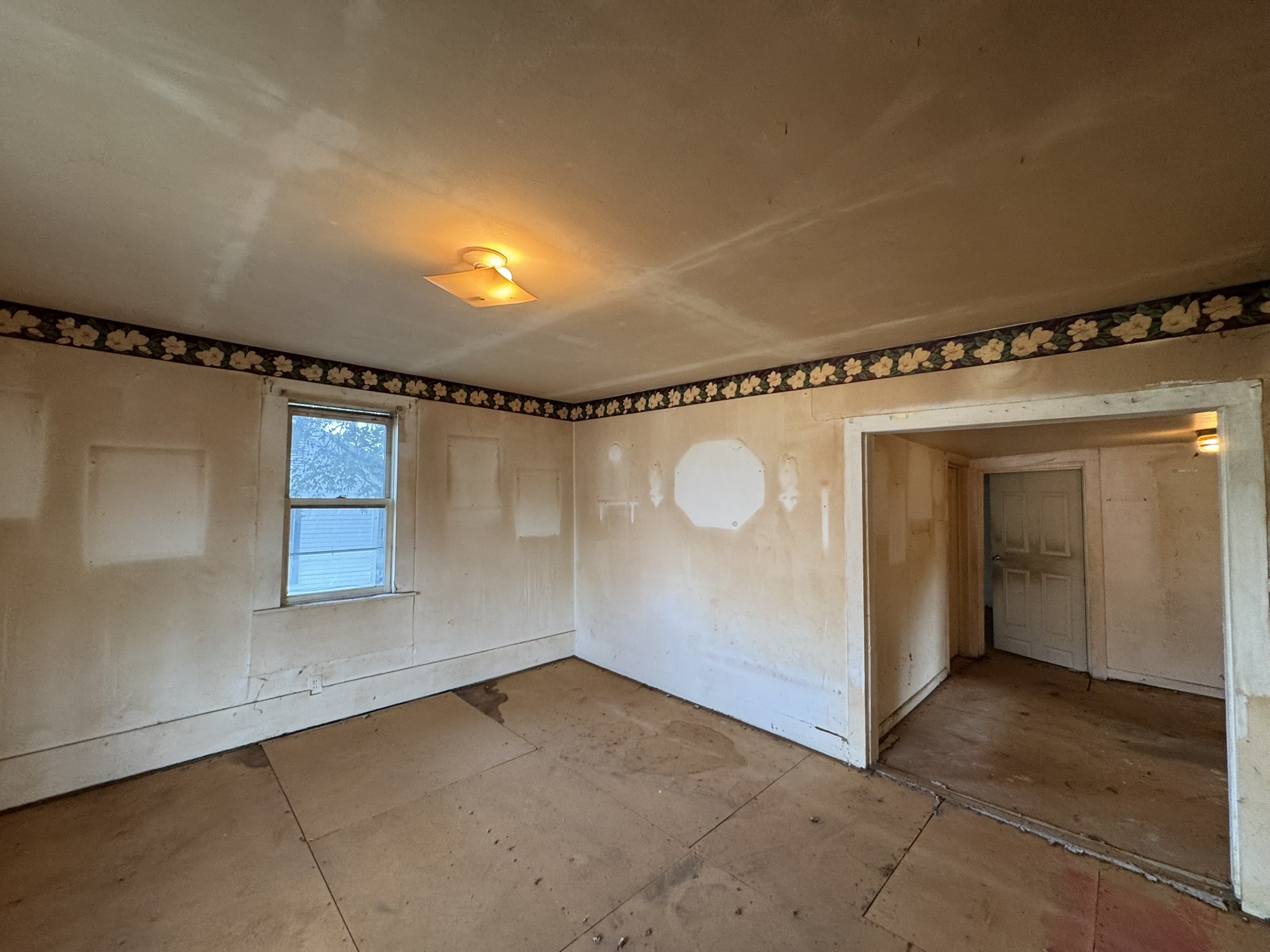406 Market St, W