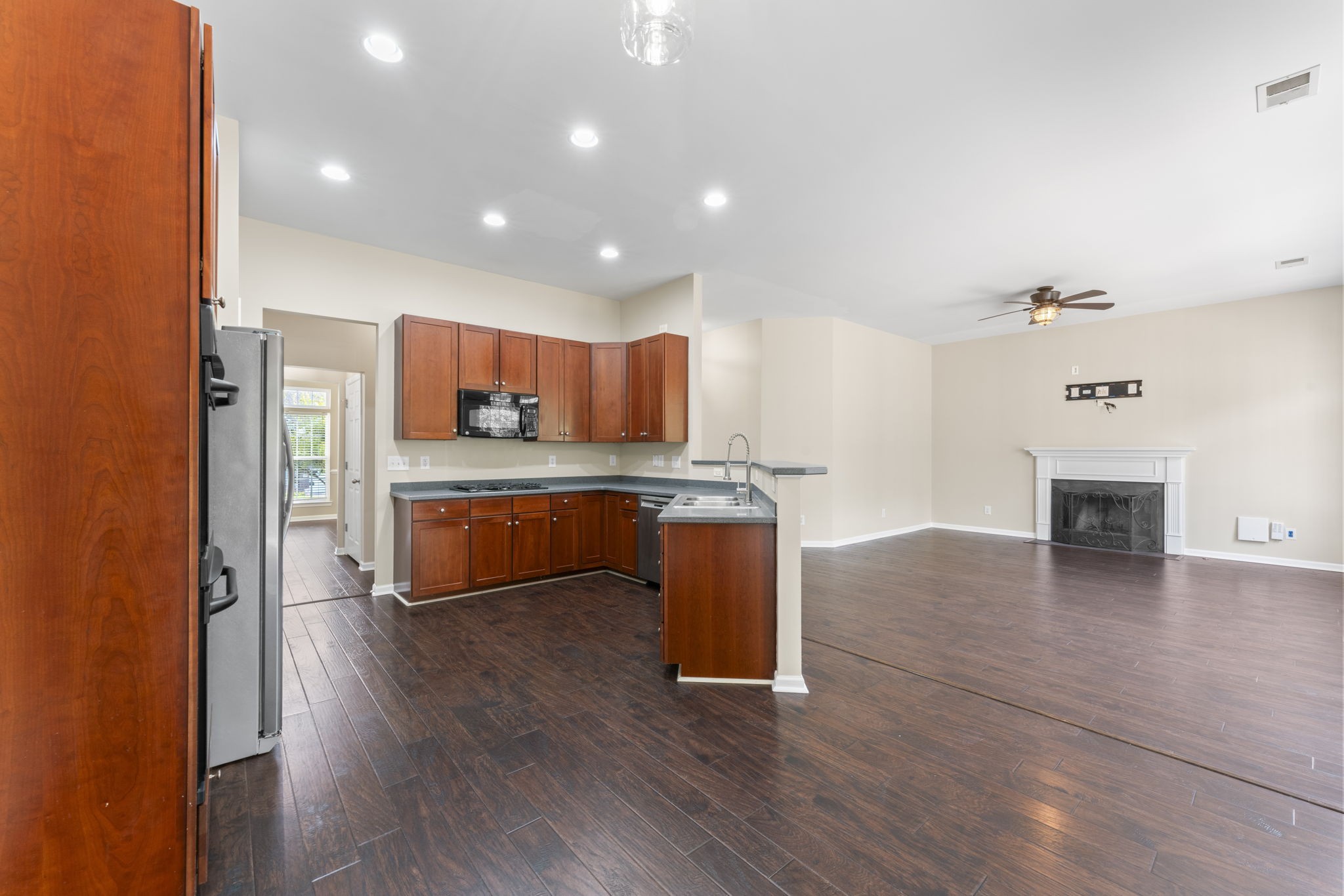 2038 Lincoln Rd