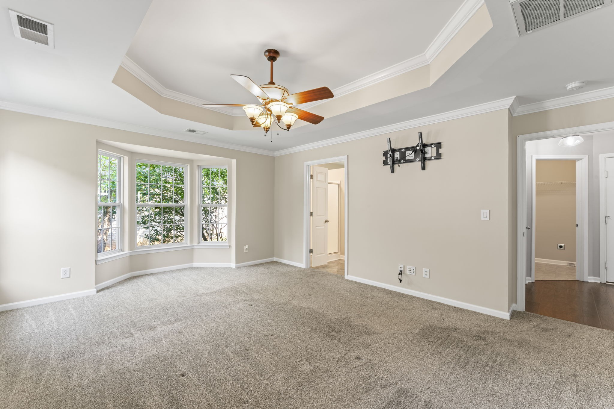 2038 Lincoln Rd