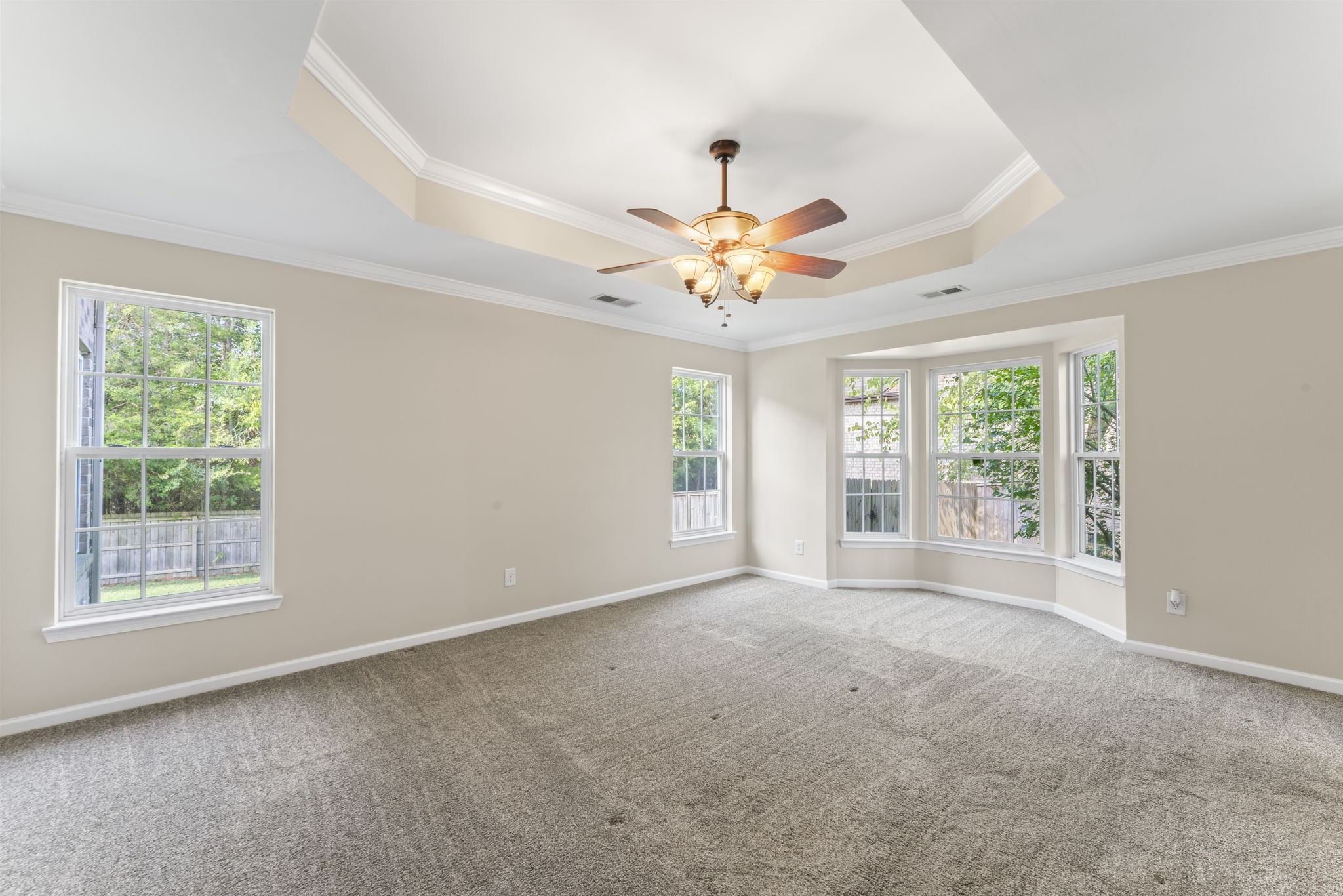 2038 Lincoln Rd