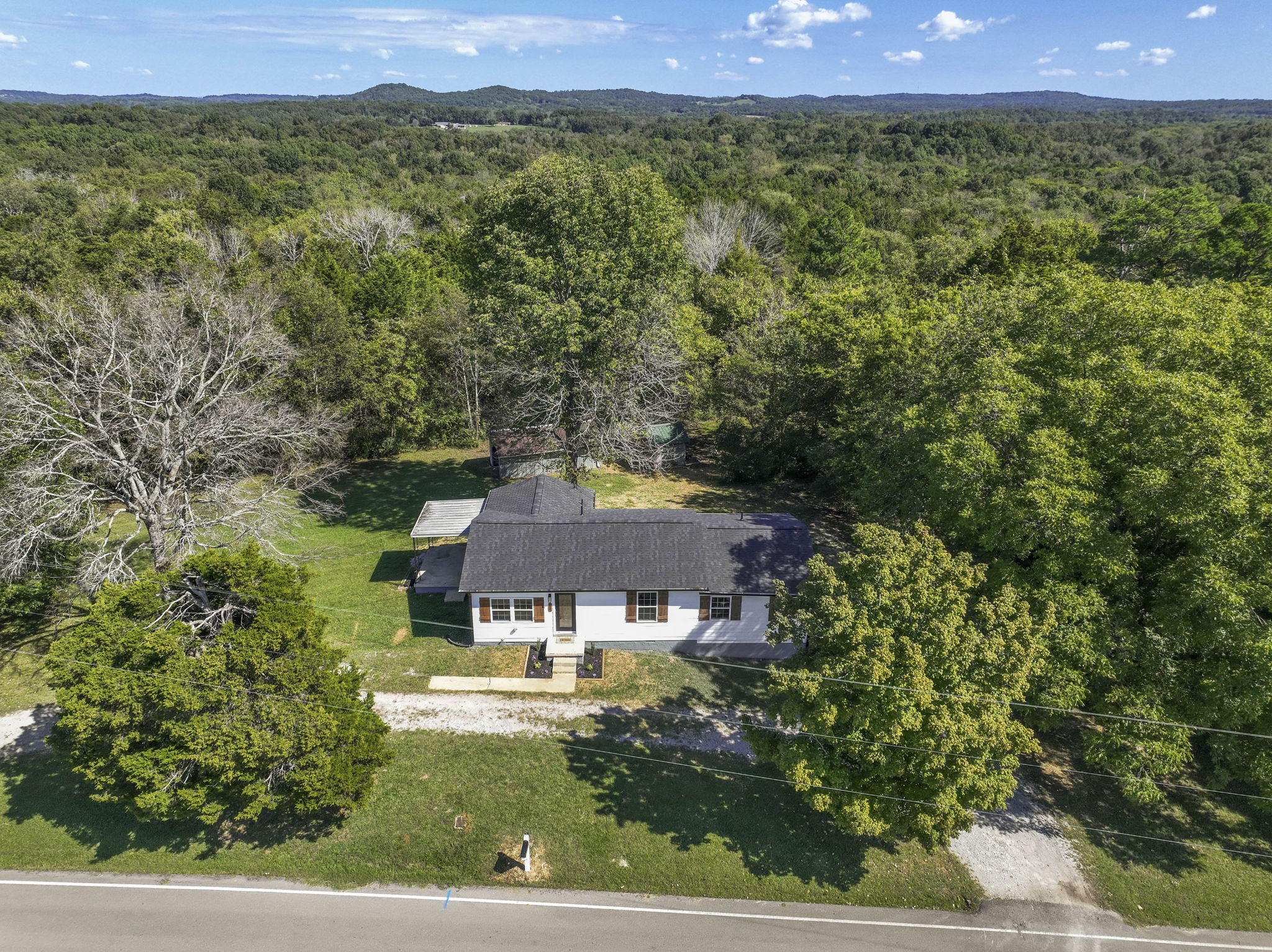 827 Old Lewisburg Hwy