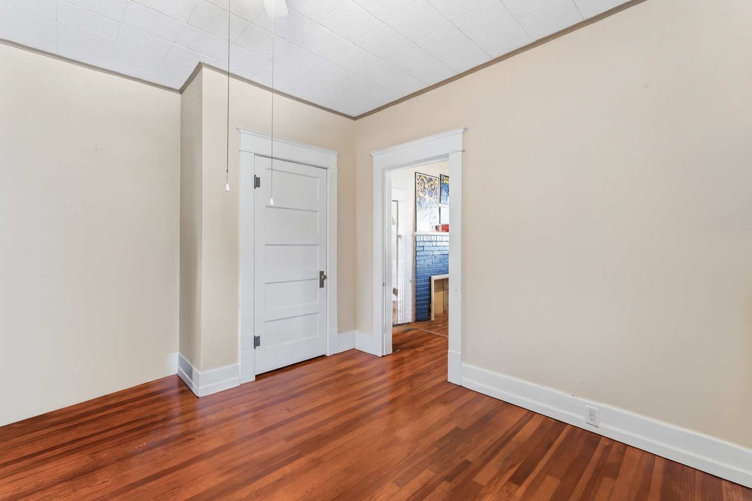 220 Jackson Ave