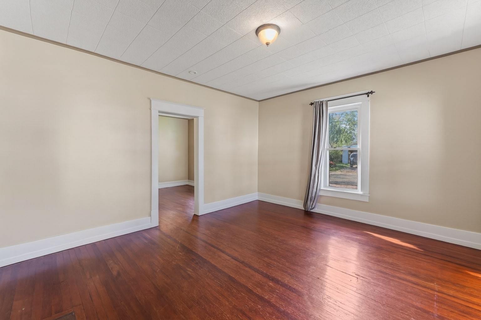 220 Jackson Ave