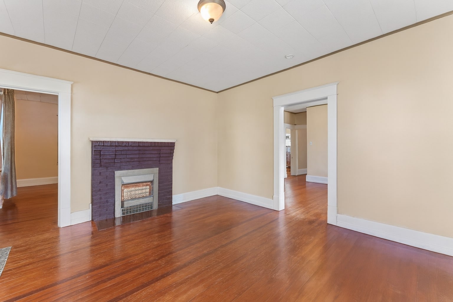 220 Jackson Ave