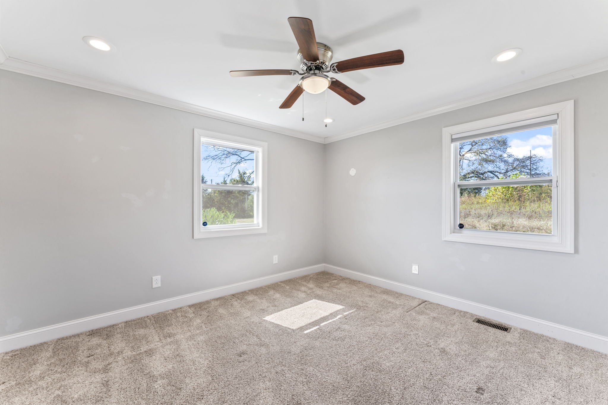 1670 Long Hollow Pike