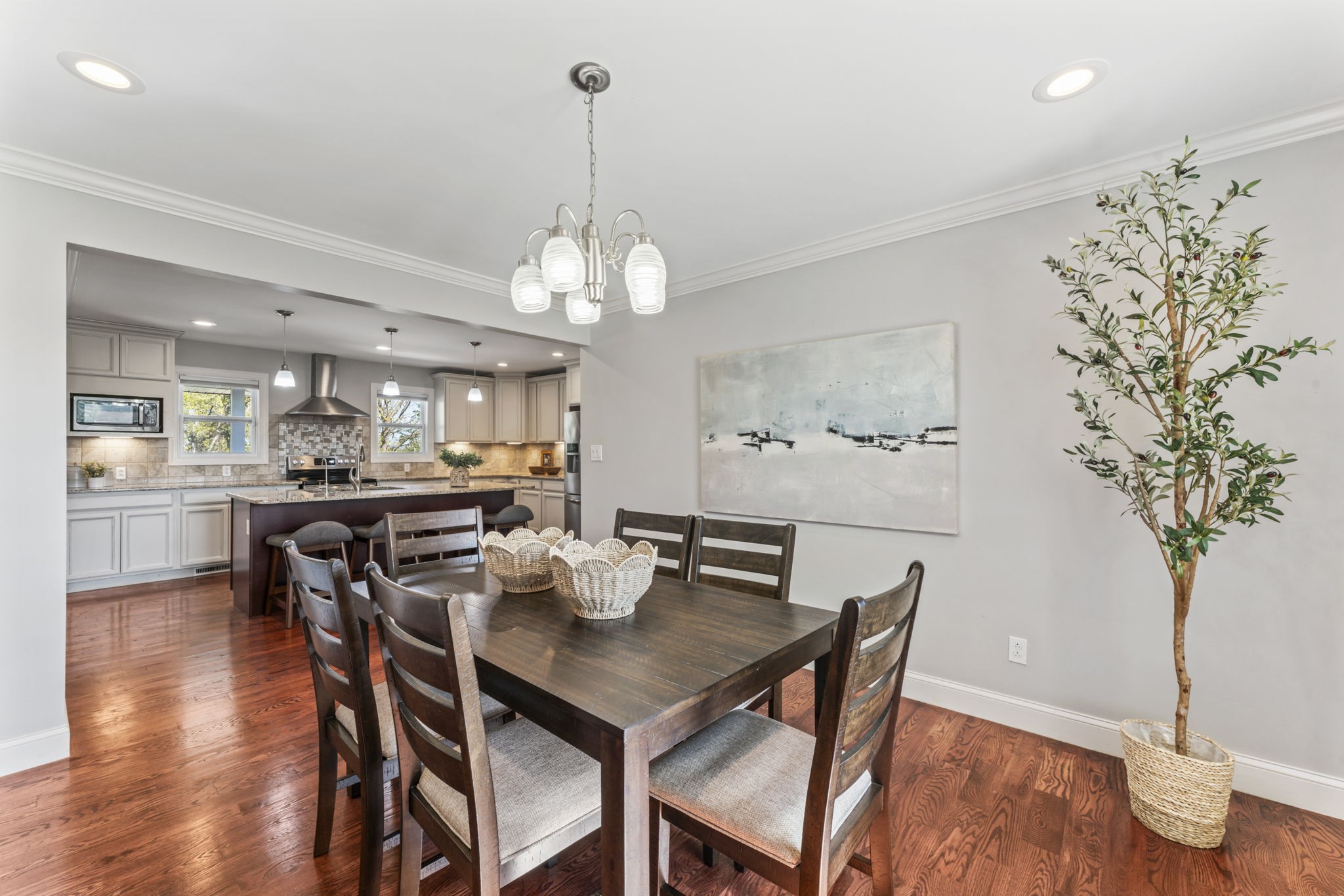 1670 Long Hollow Pike