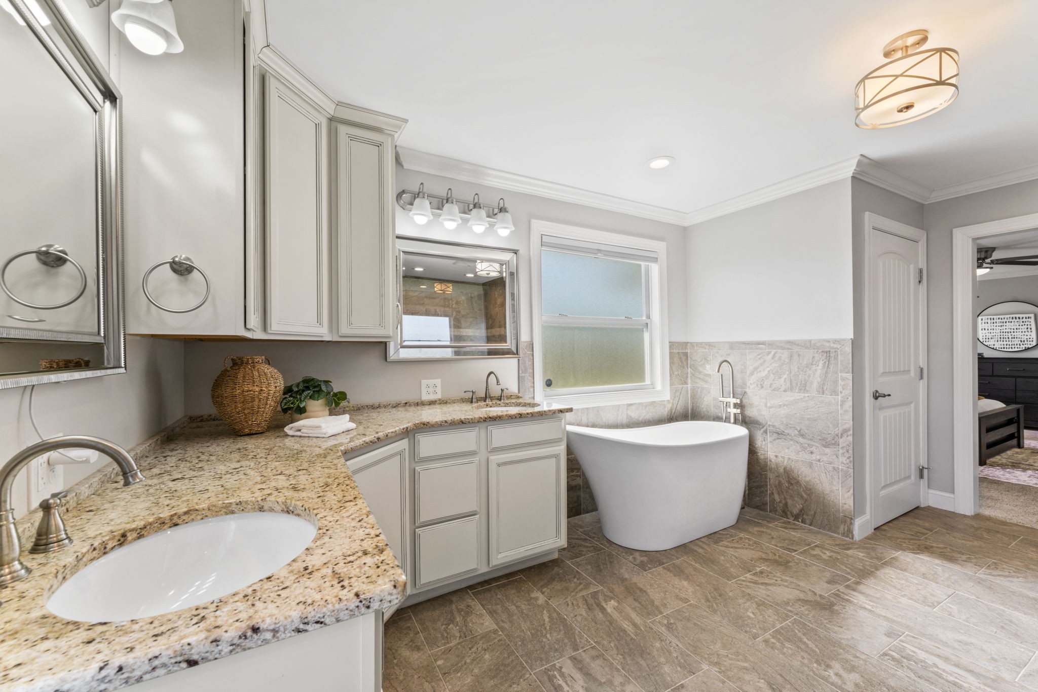 1670 Long Hollow Pike