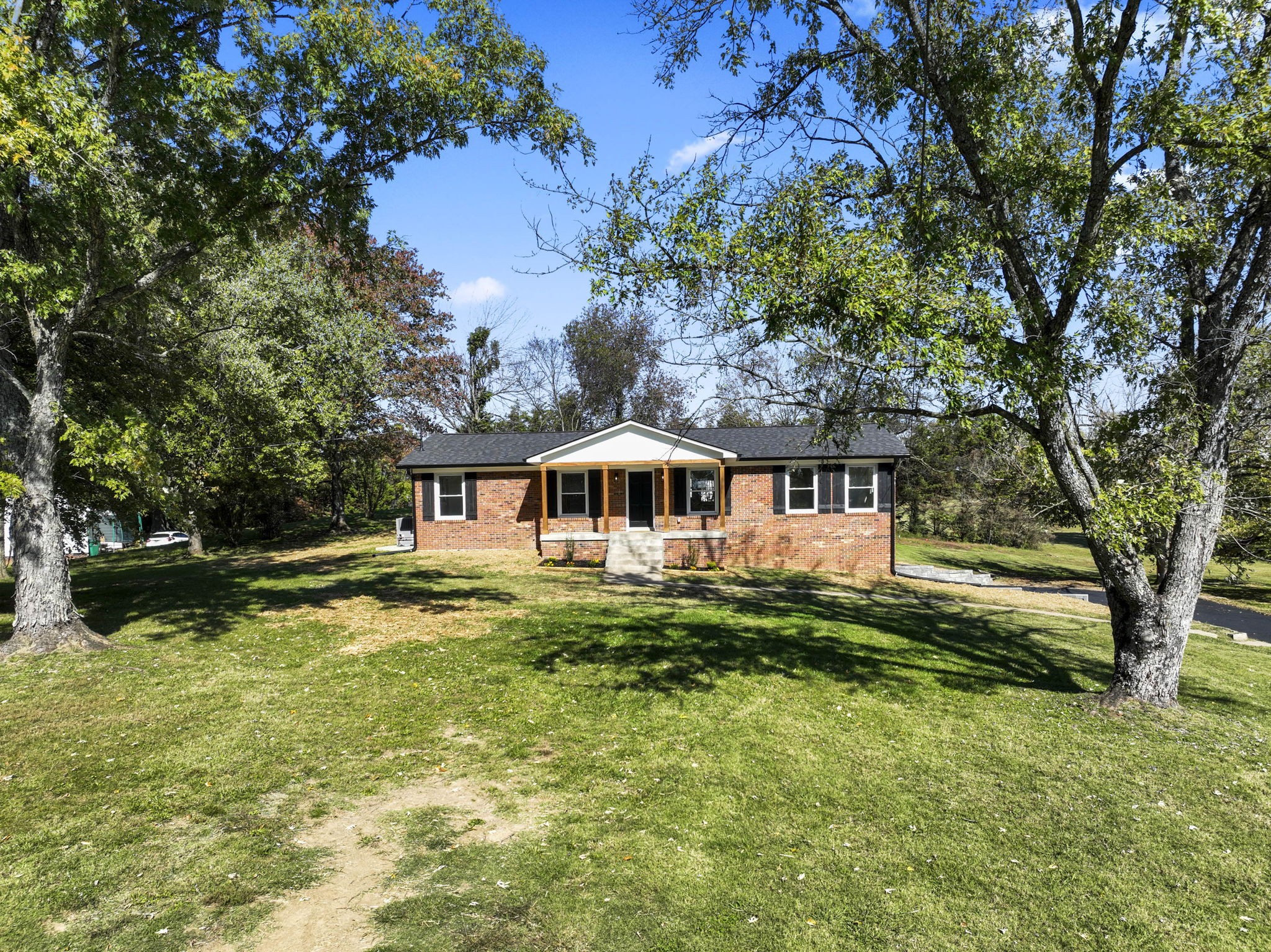 1204 Glenn Ave