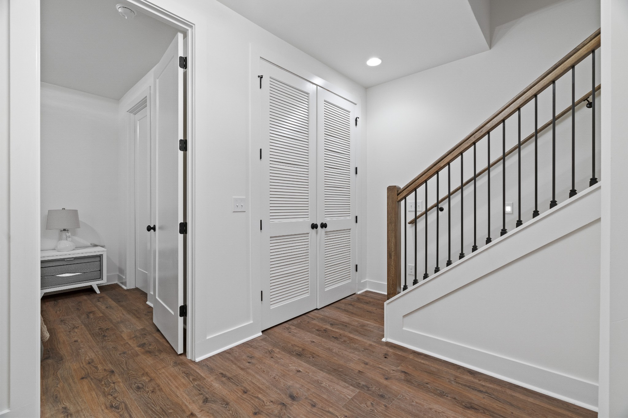 910 Youngs Ln Unit: 3