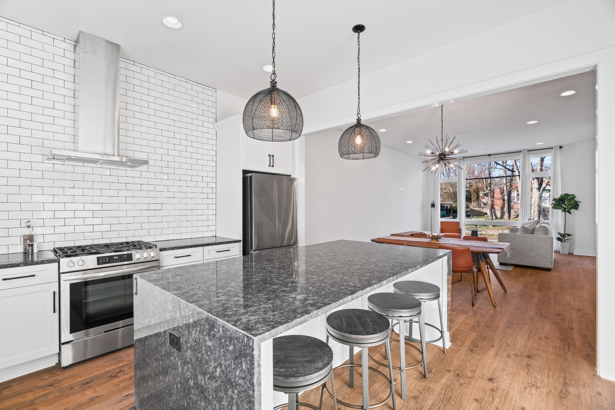 910 Youngs Ln Unit: 3