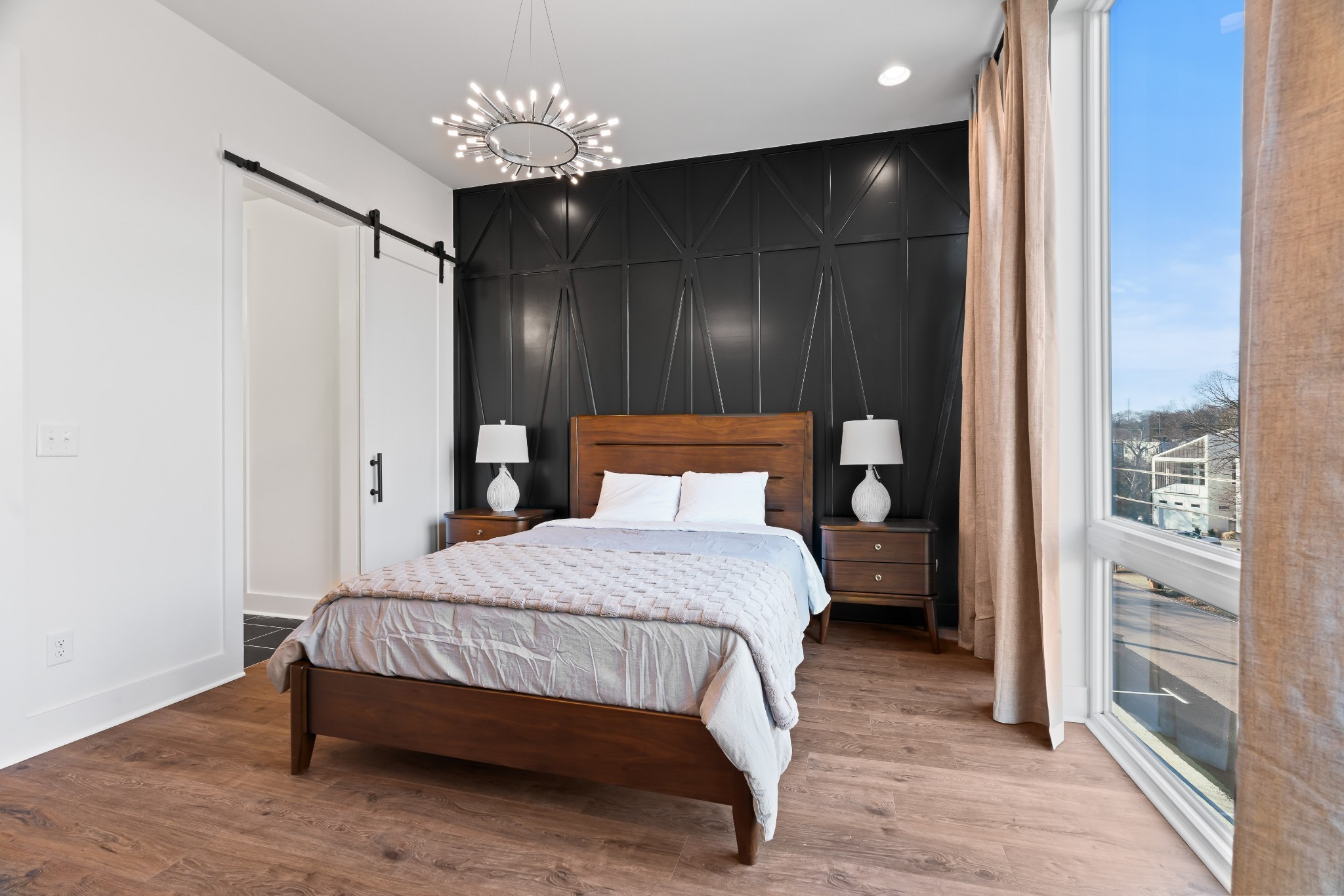 910 Youngs Ln Unit: 3