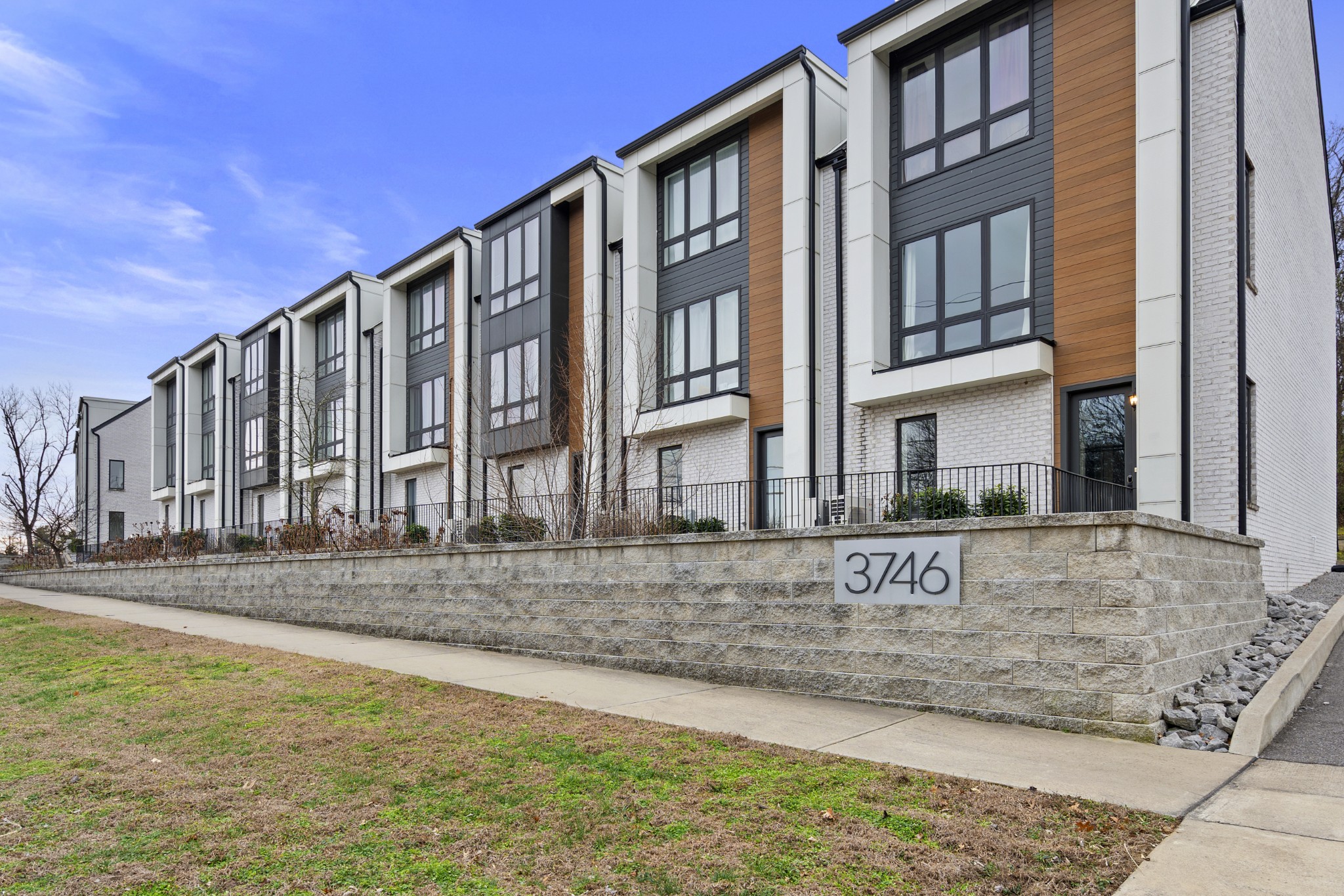 3746 Central Pike Unit: 6